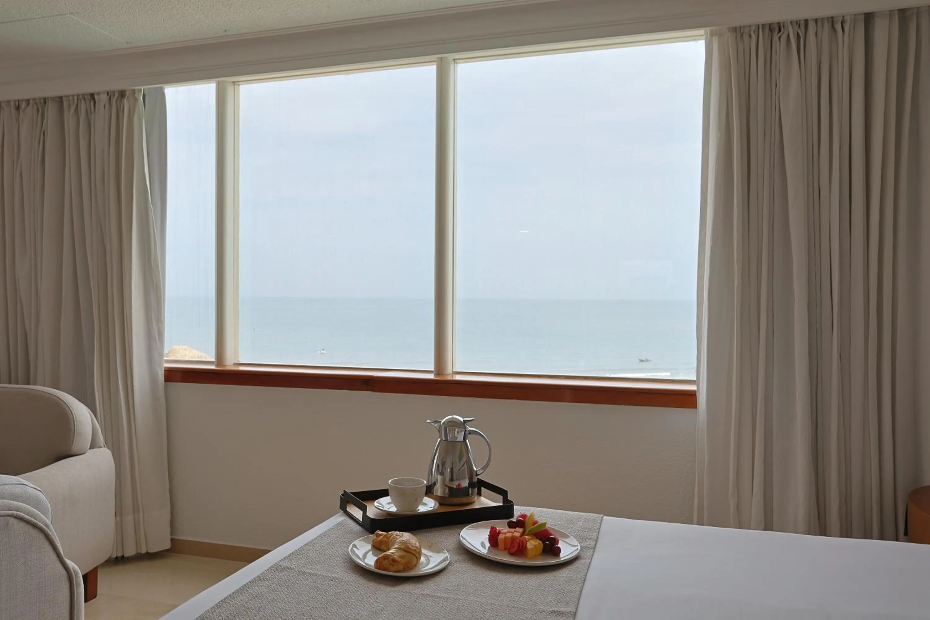 Bedroom, Bed in Hotel Almirante Cartagena Colombia