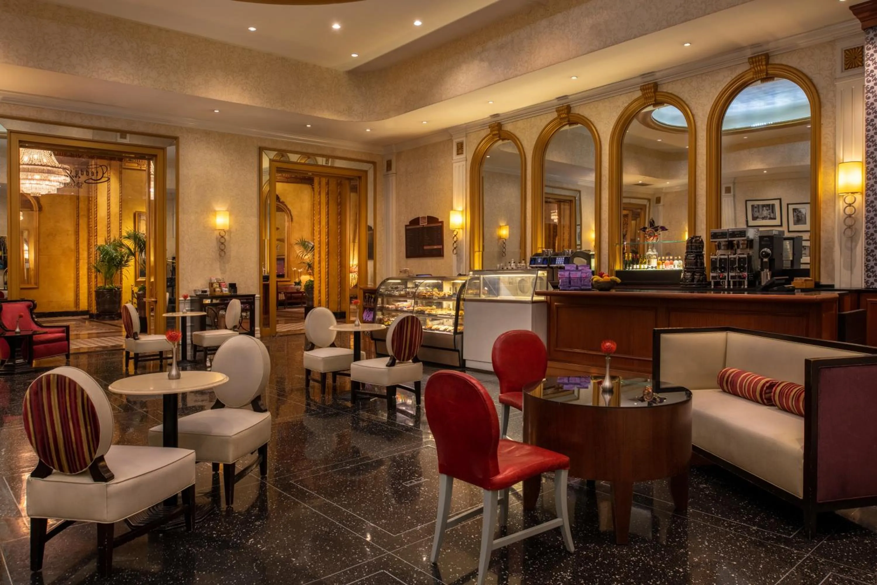 Restaurant/places to eat in The Roosevelt Hotel New Orleans - Waldorf Astoria Hotels & Resorts