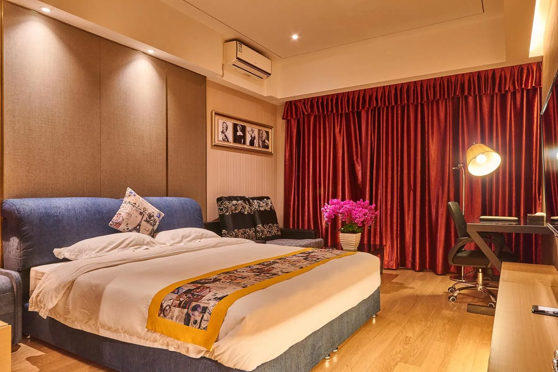 Bedroom, Bed in Heefun International Apartment - Free Shuttle to Canton Fair