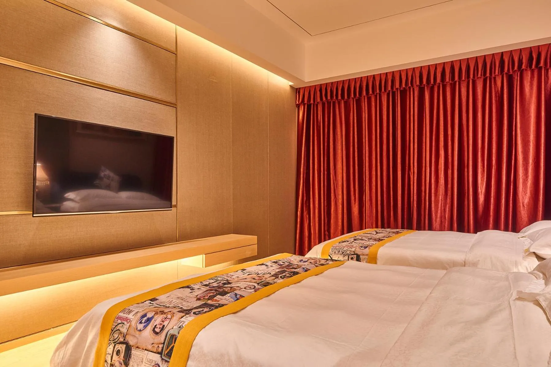 Bed in Heefun International Apartment - Free Shuttle to Canton Fair