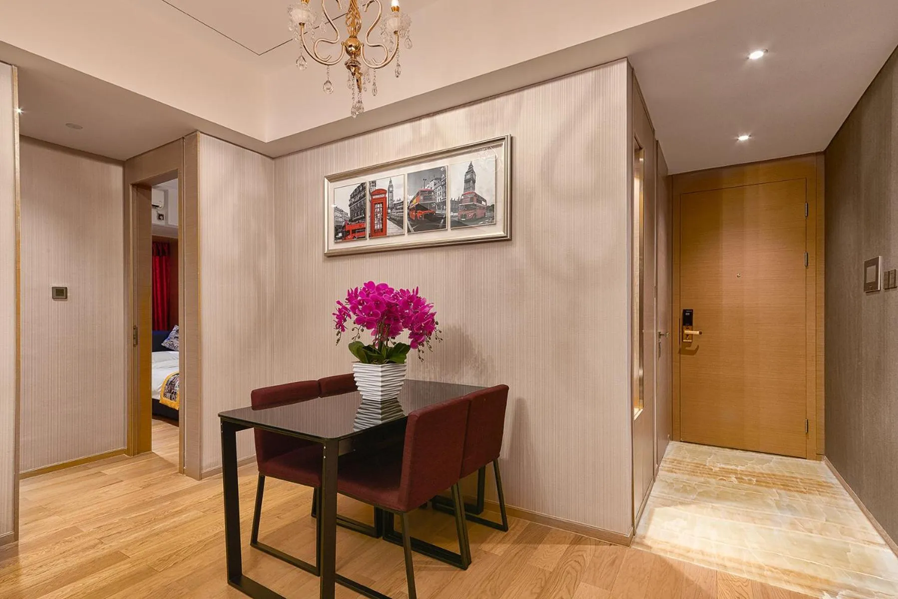 Dining area in Heefun International Apartment - Free Shuttle to Canton Fair