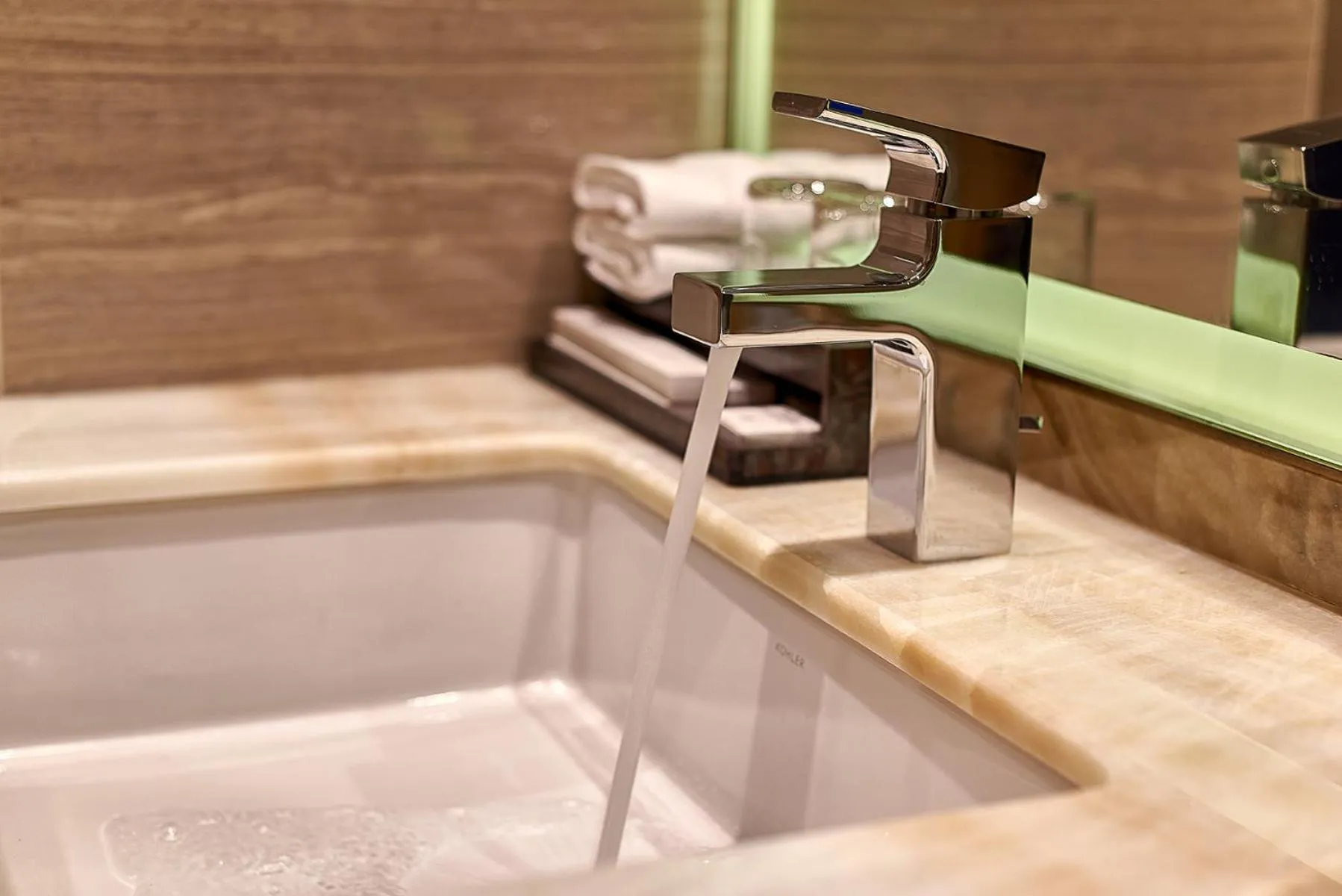 Bathroom in Heefun International Apartment - Free Shuttle to Canton Fair