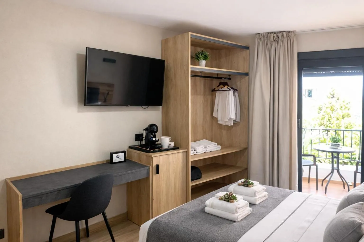 Bed in NerjaRooms