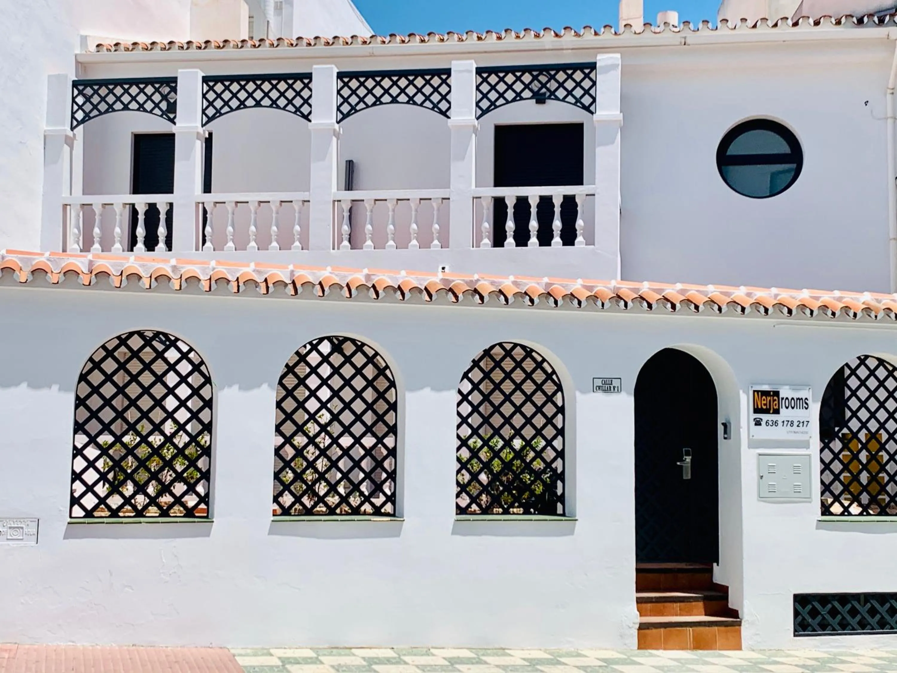Property building in NerjaRooms