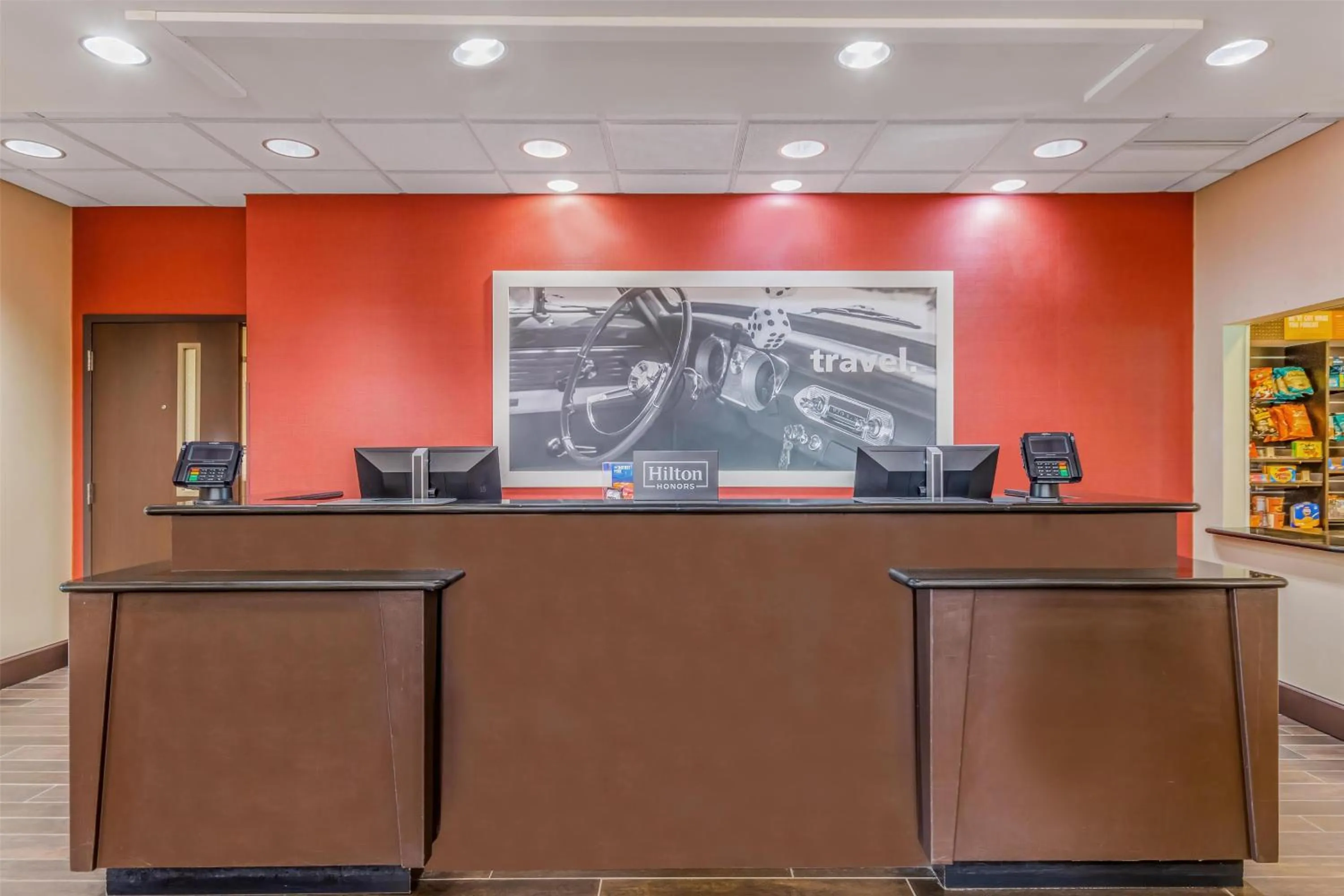 Lobby or reception in Hampton Inn & Suites Detroit/Airport Romulus