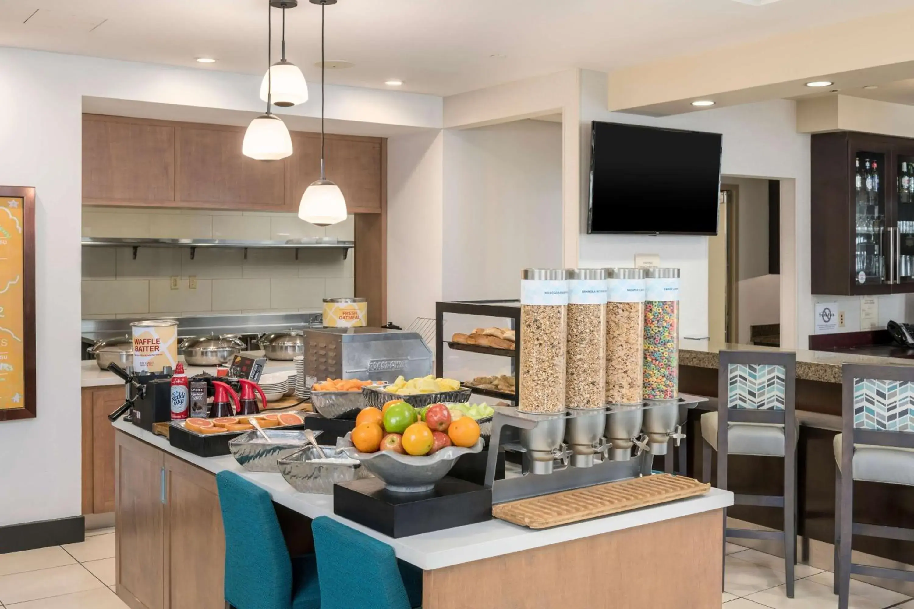 Restaurant/places to eat in Hilton Garden Inn Silver Spring White Oak Restaurant/places to eat in Hilton Garden Inn Silver Spring White Oak