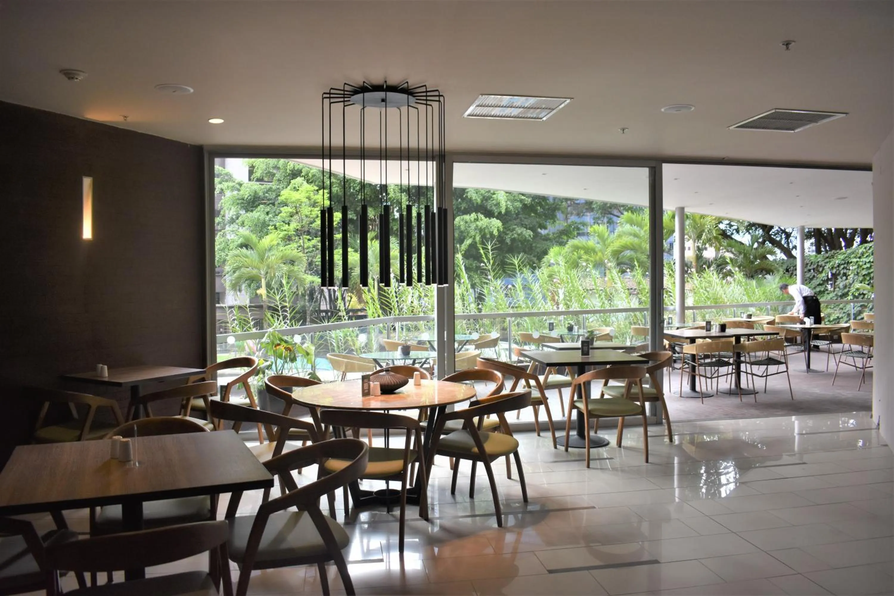 Restaurant/places to eat in Hotel Estelar Blue