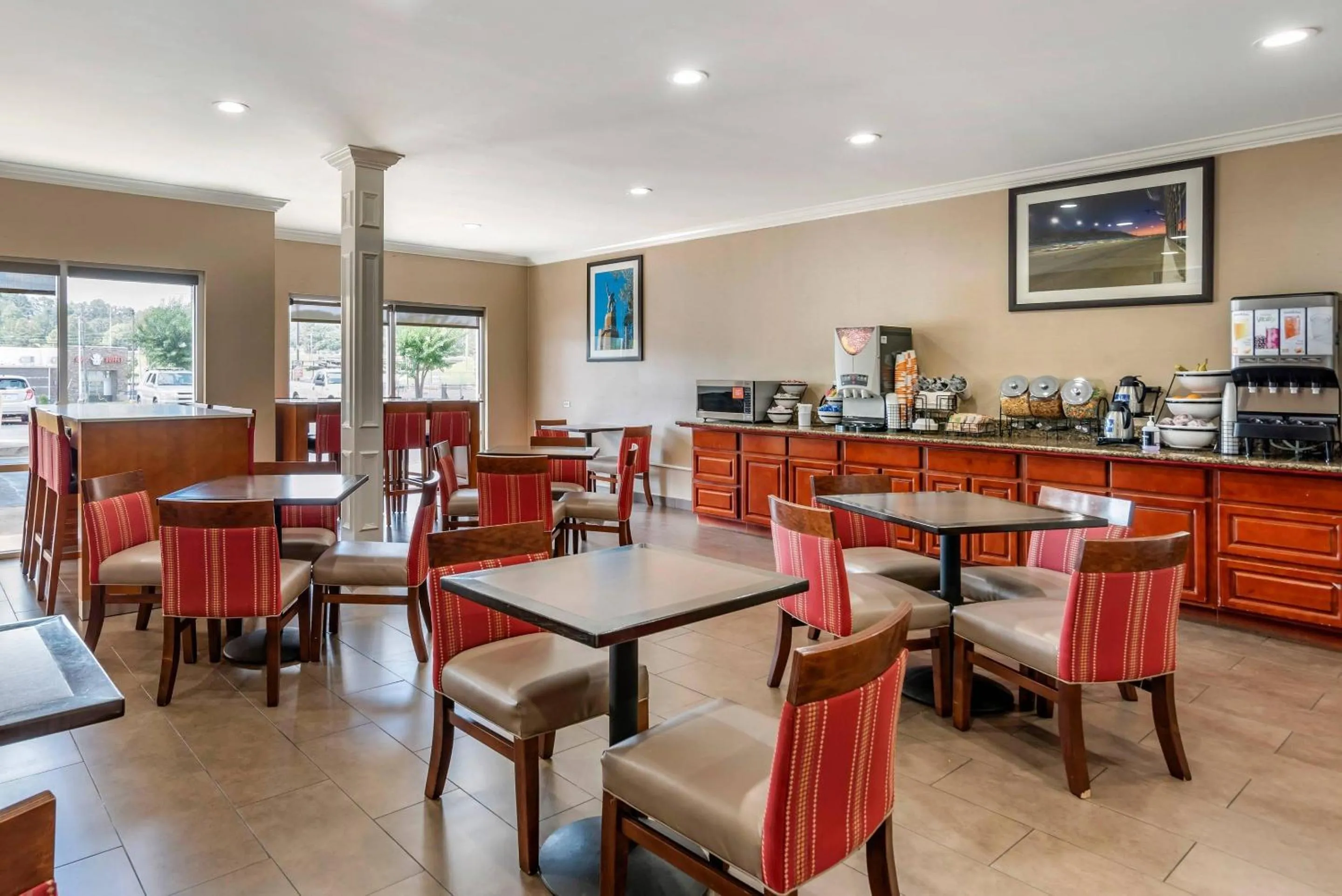 Breakfast in Comfort Inn Birmingham - Irondale