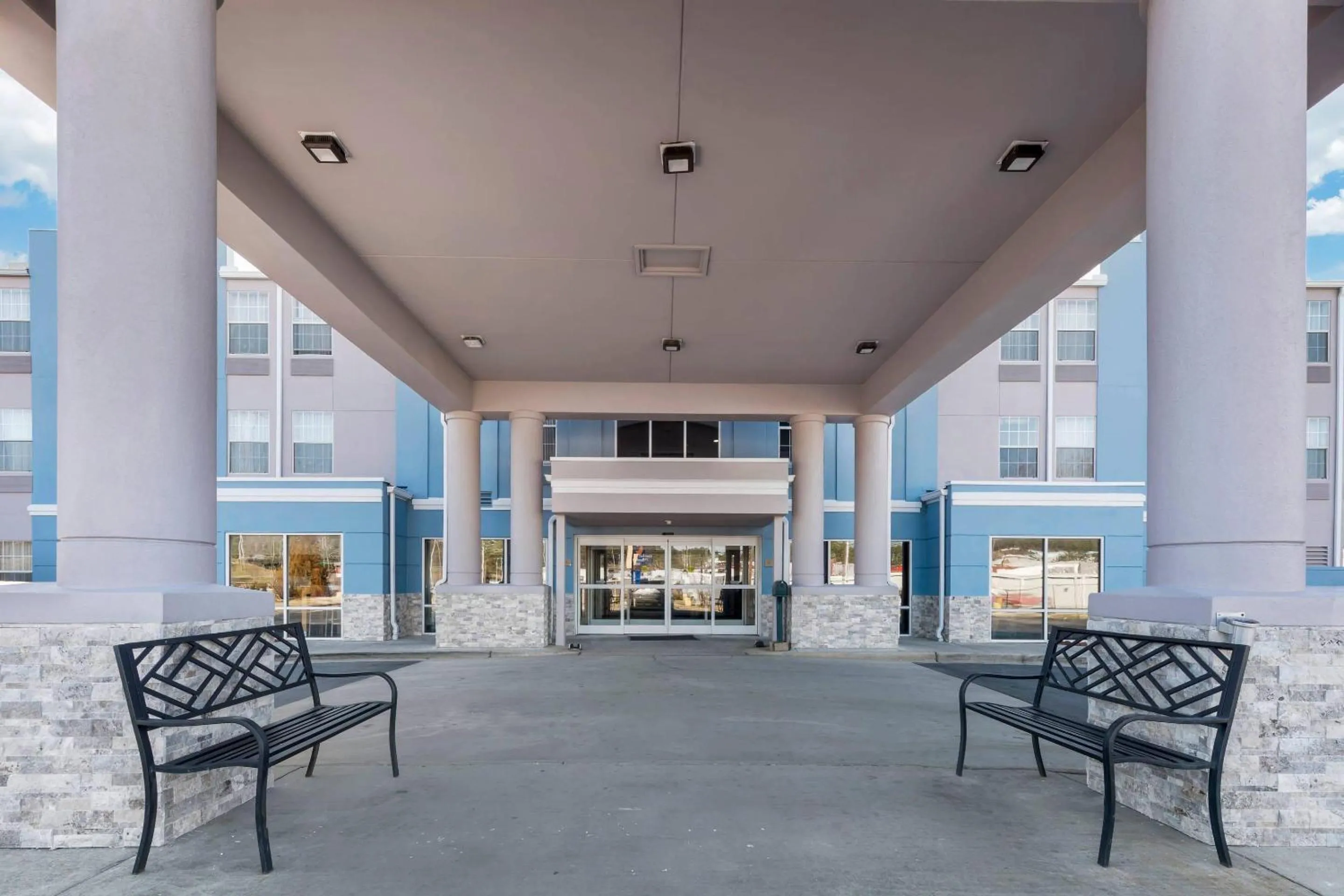 Property building in Comfort Inn Birmingham - Irondale