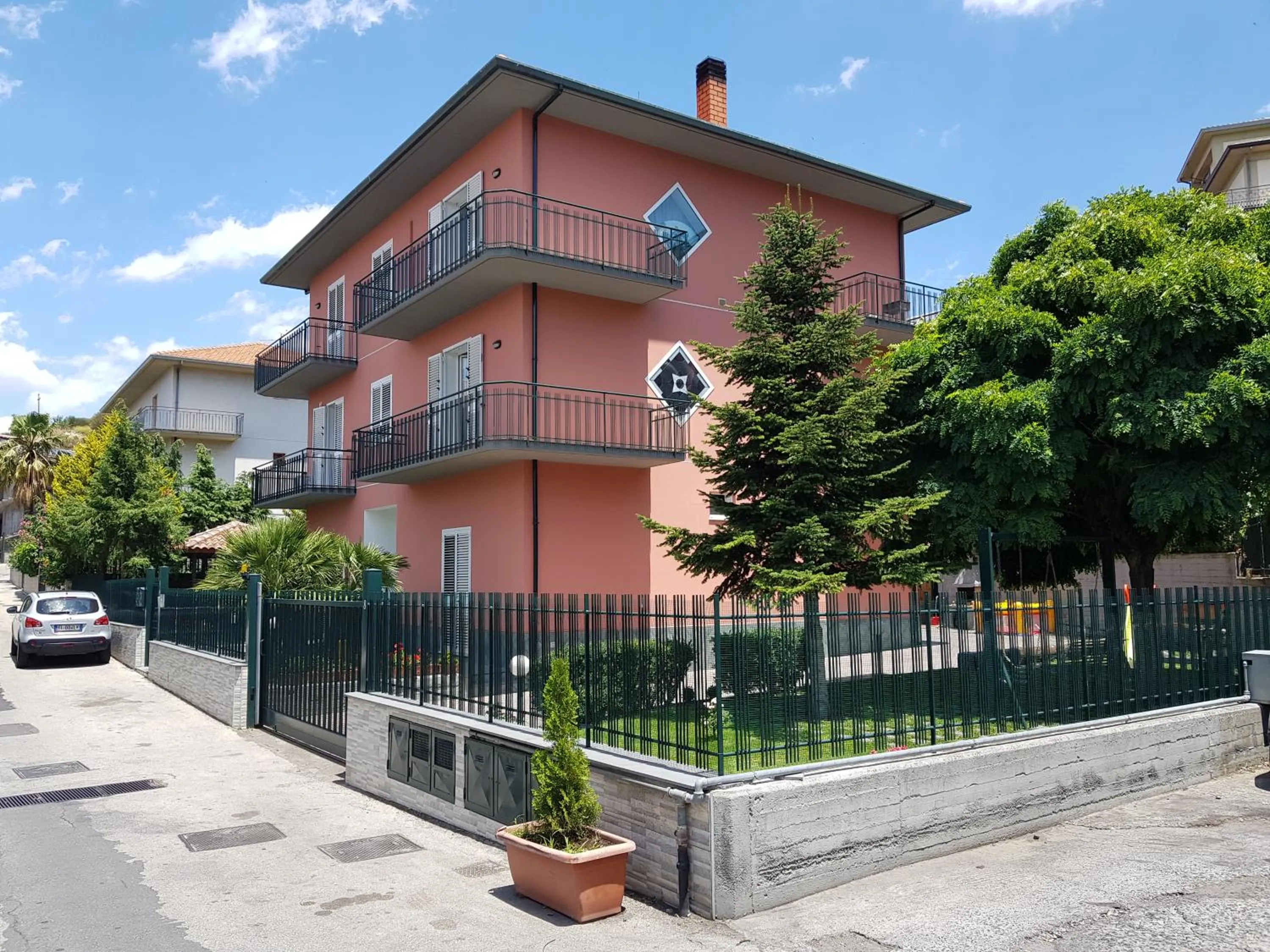 Facade/entrance in BluViRo