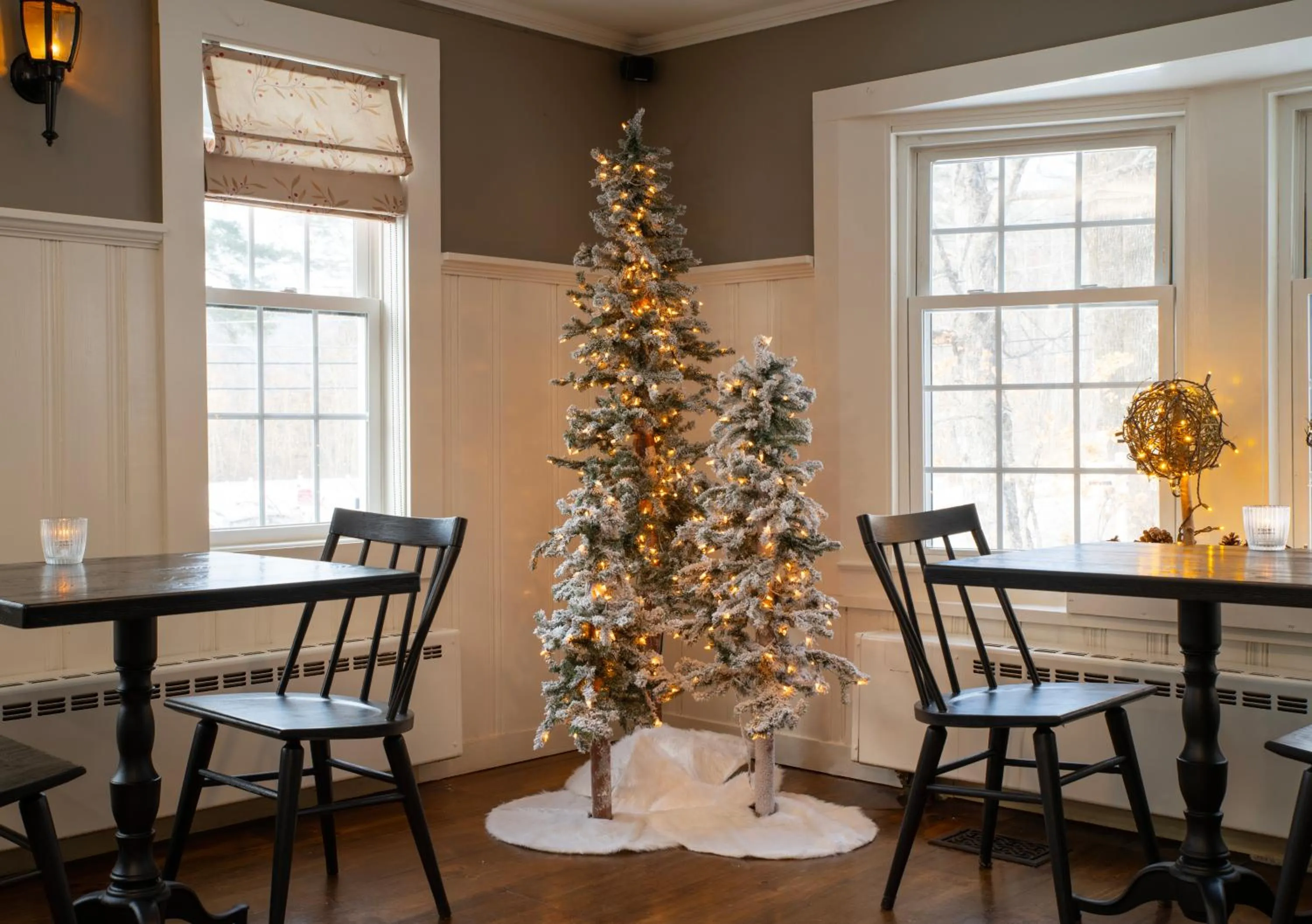 Restaurant/places to eat in Christmas Farm Inn and Spa