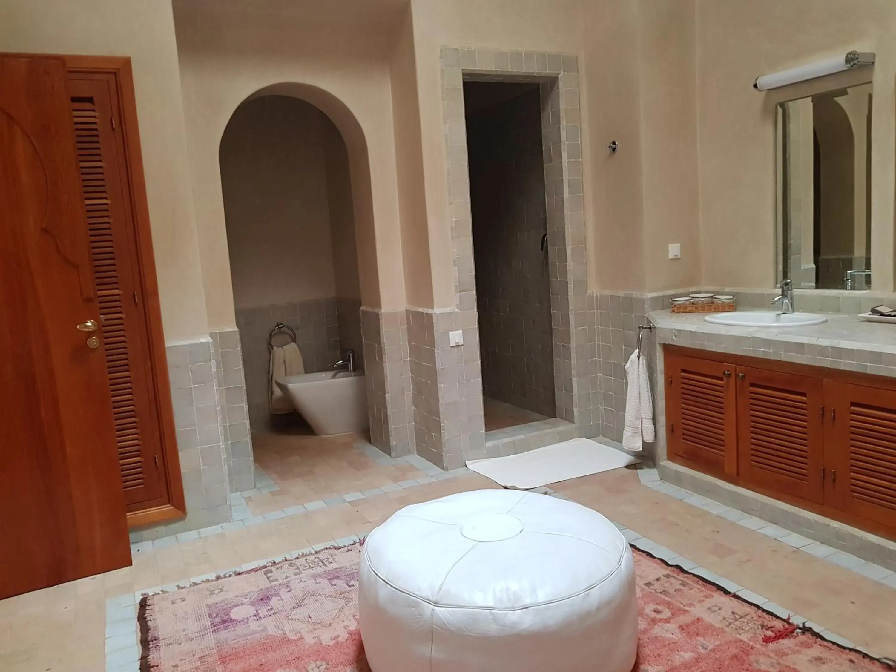 Family Suite in Palais Claudio Bravo Family Suite in Palais Claudio Bravo
