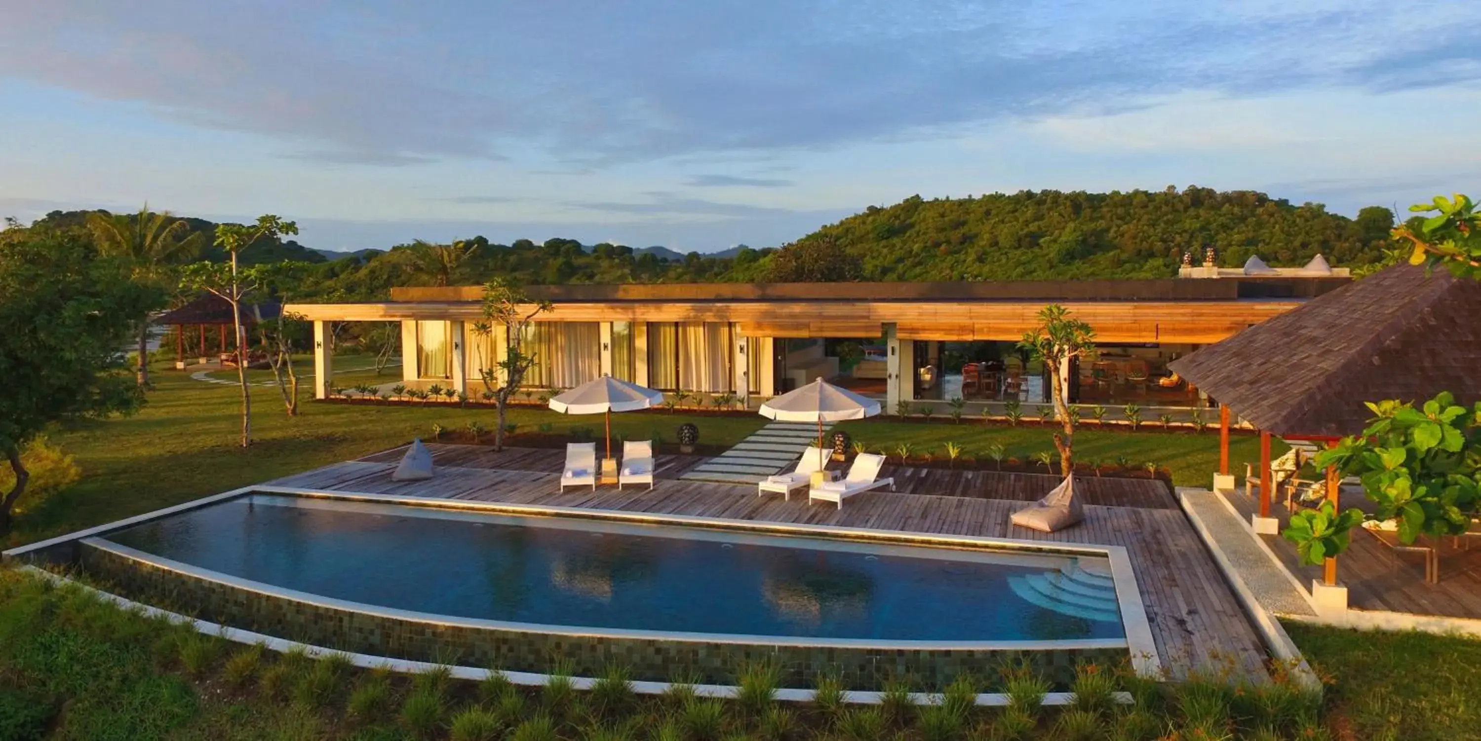 Property building in Villa Selalu Gili Gede Property building in Villa Selalu Gili Gede