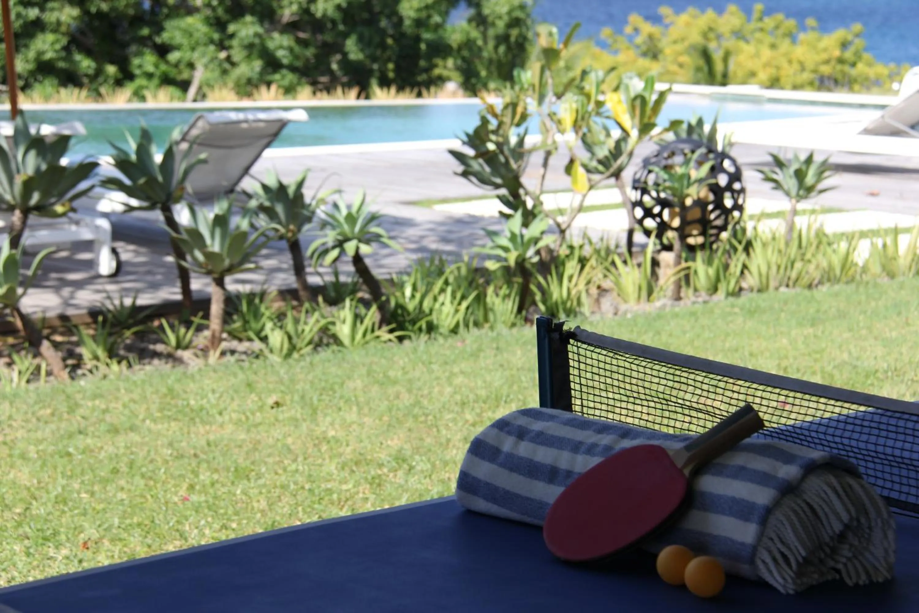 Table tennis in Villa Selalu Gili Gede