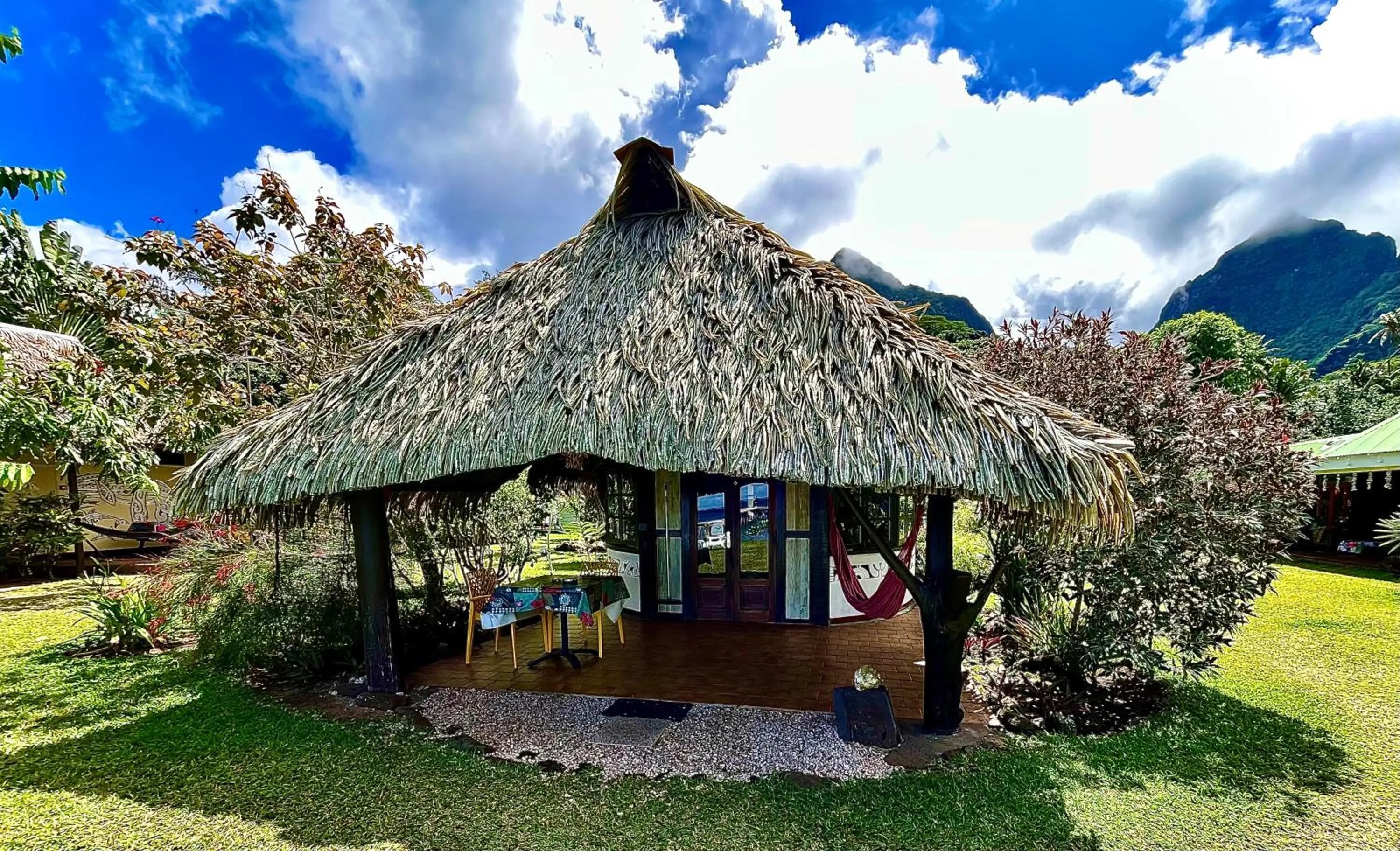 Patio in Linareva Moorea Beach Resort
