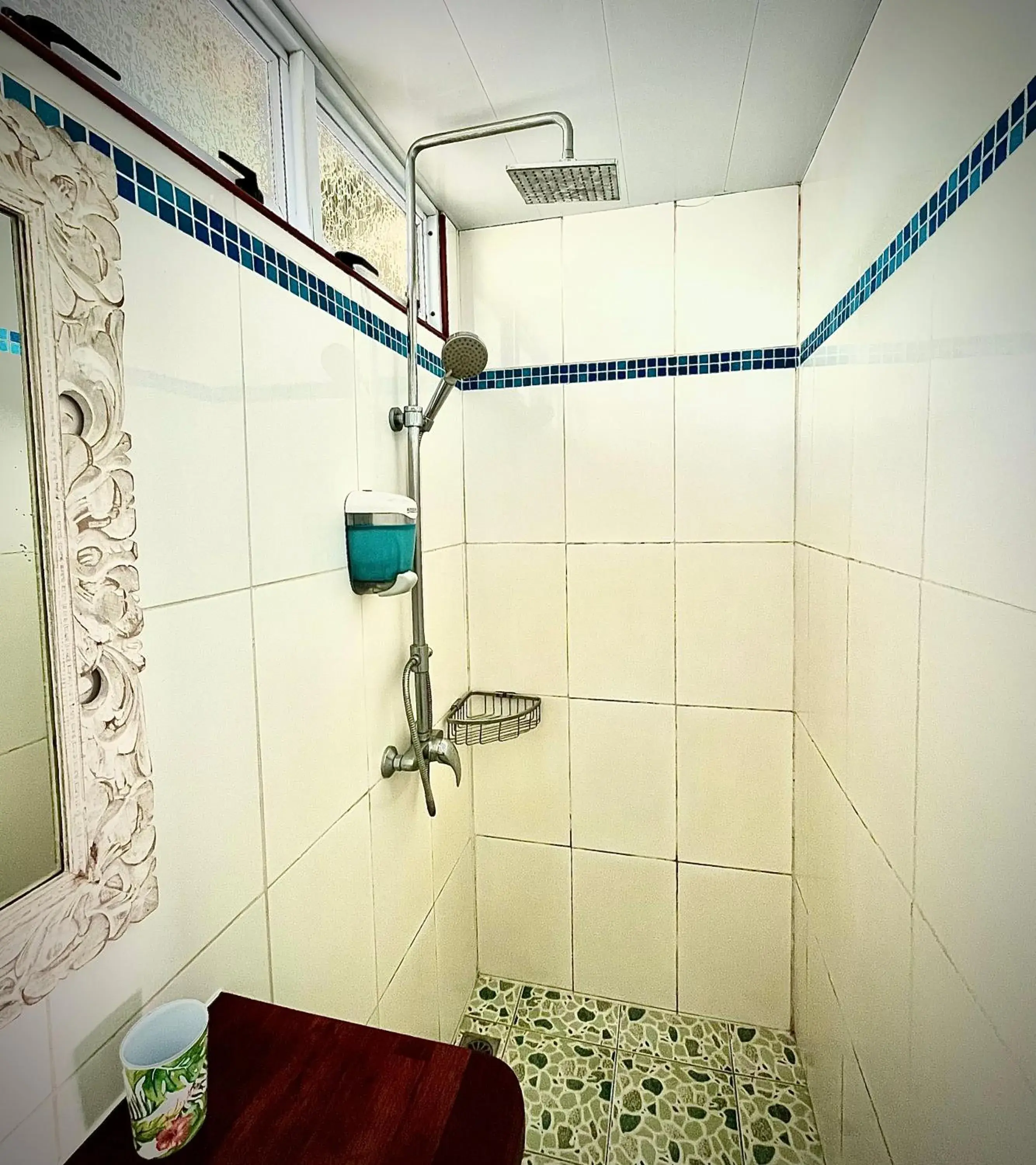 Suite in Linareva Moorea Beach Resort Suite in Linareva Moorea Beach Resort