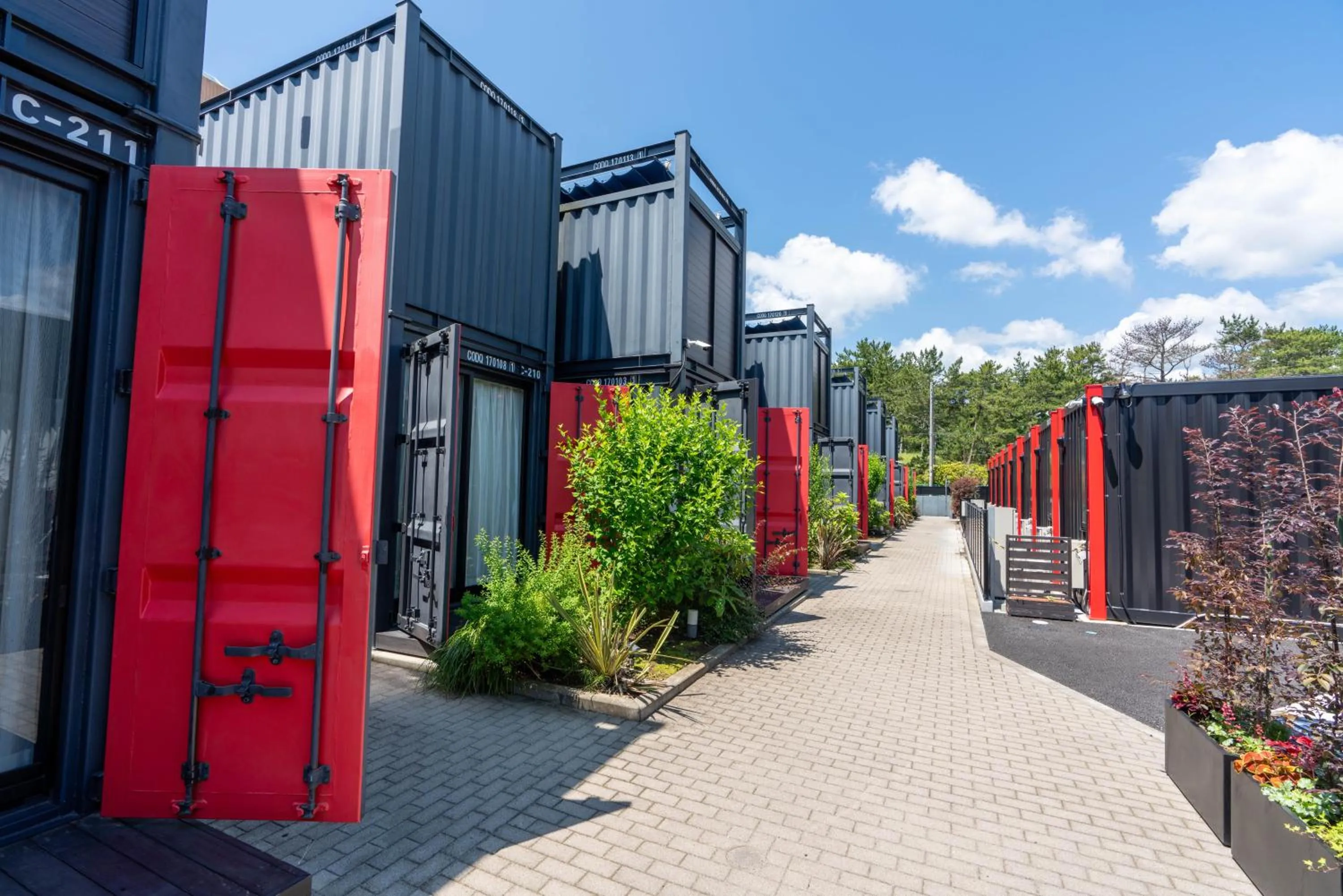 Property building in HOTEL R9 Kujukuri "ex Casual Resort COFF Ichinomiya"