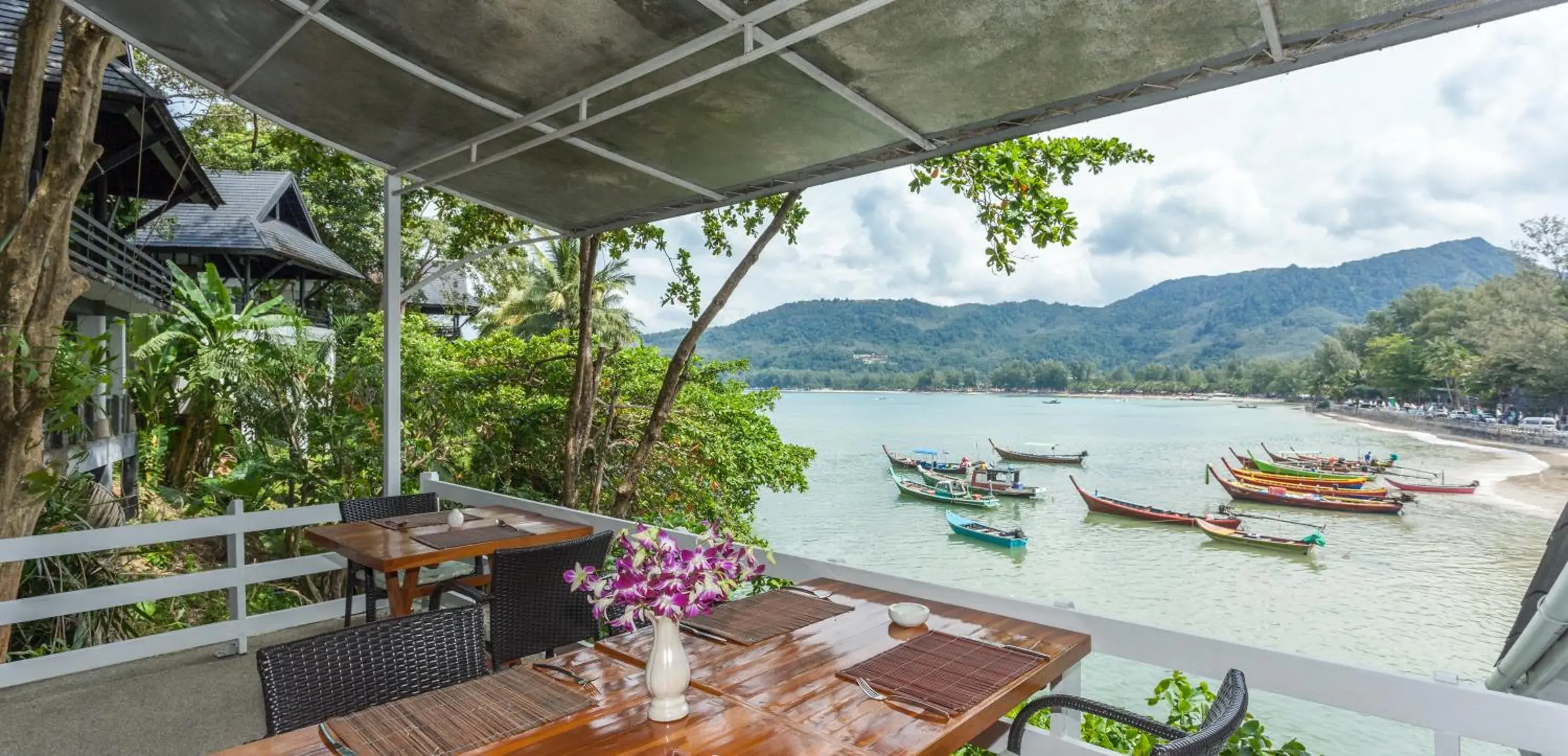 Restaurant/places to eat in Kamala Beach Estate Resort - SHA Extra Plus Restaurant/places to eat in Kamala Beach Estate Resort - SHA Extra Plus