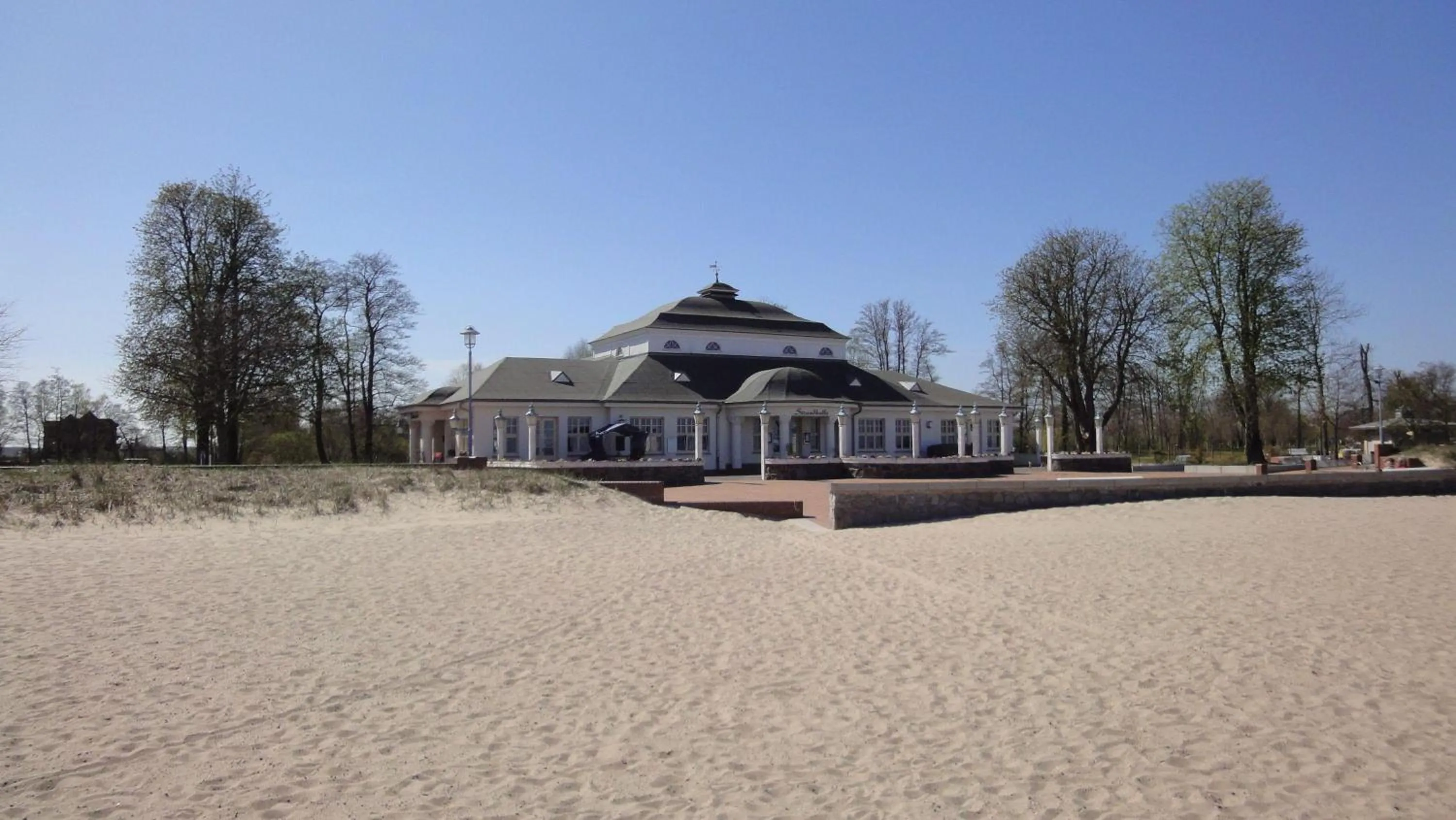 FEWO-bis-2-Pers-inmitten-den-Yachthafens-Ueckermuende-Stettiner-Haff-Ostsee