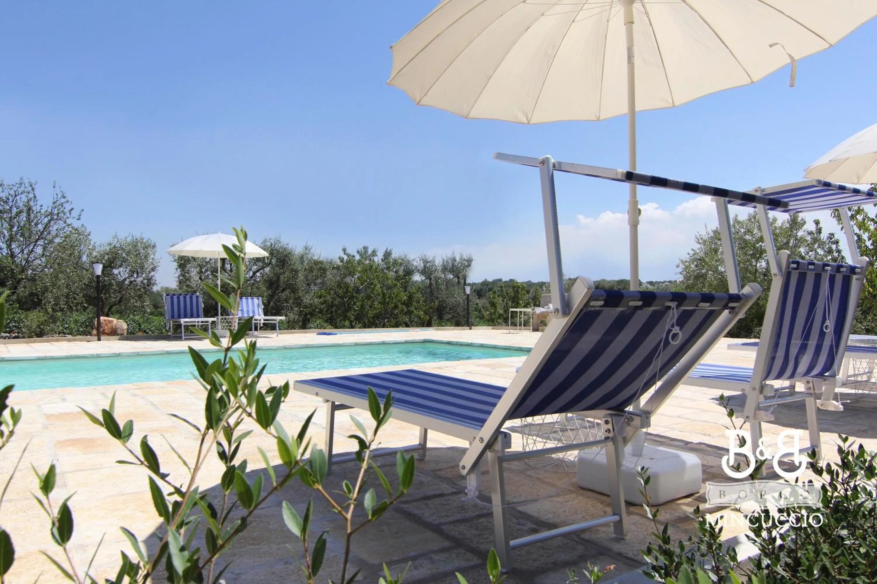 Swimming pool in Borgo Mincuccio