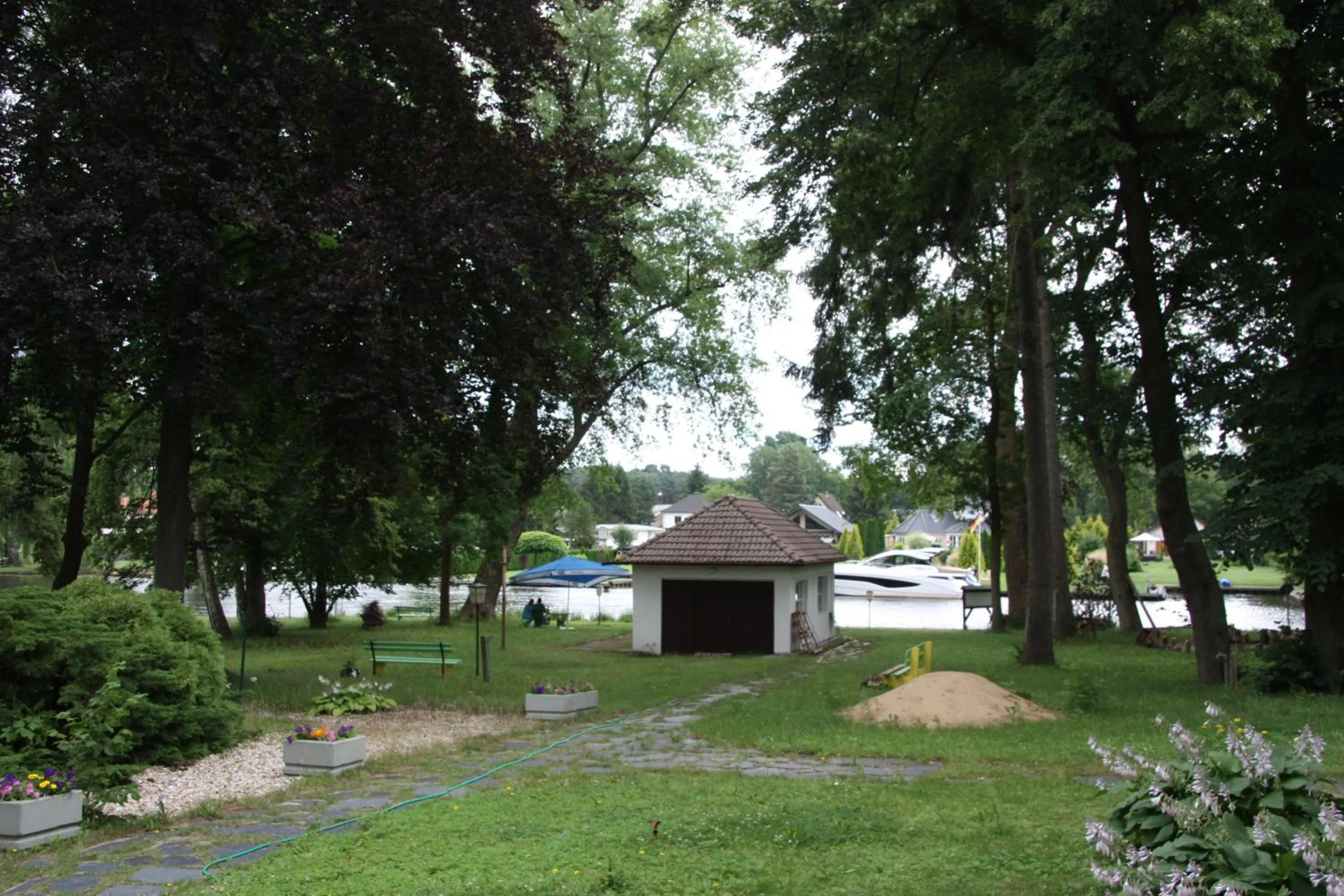 Garden in Hotel am Fluss
