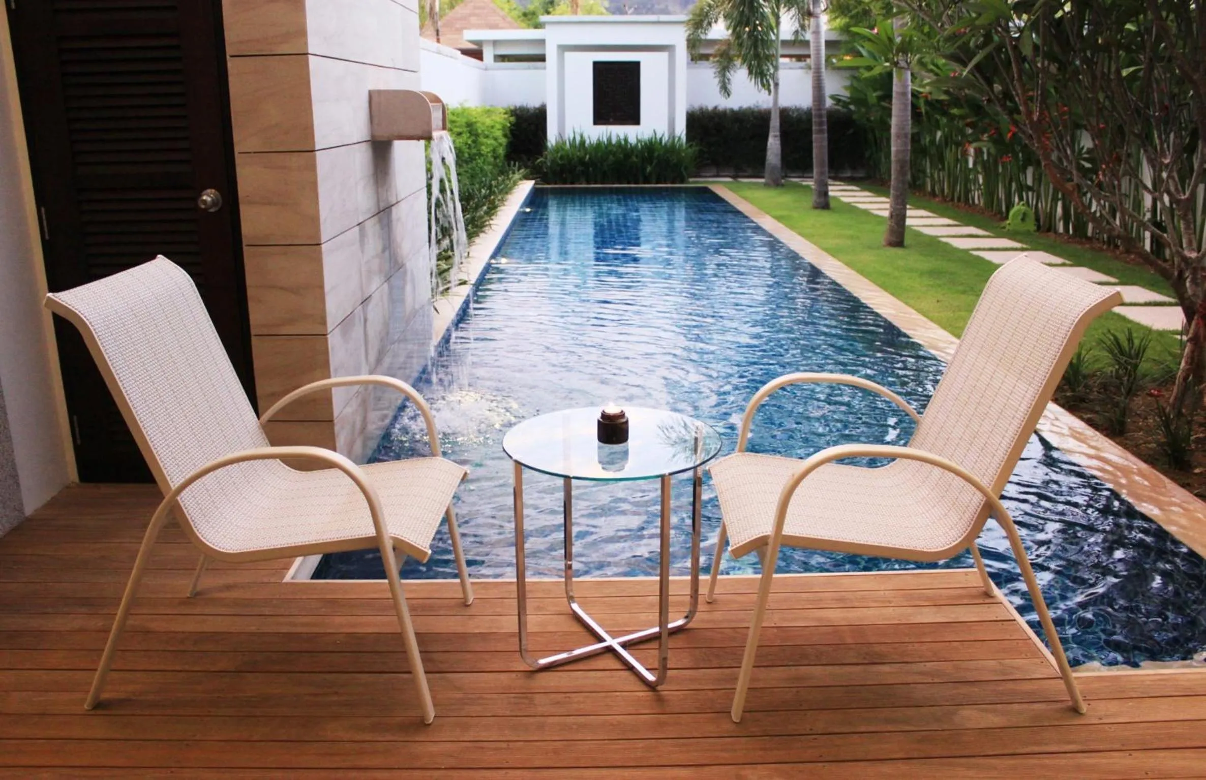 Seating area in Two Villas HOLIDAY - Oxygen Style Bangtao Beach, Phuket