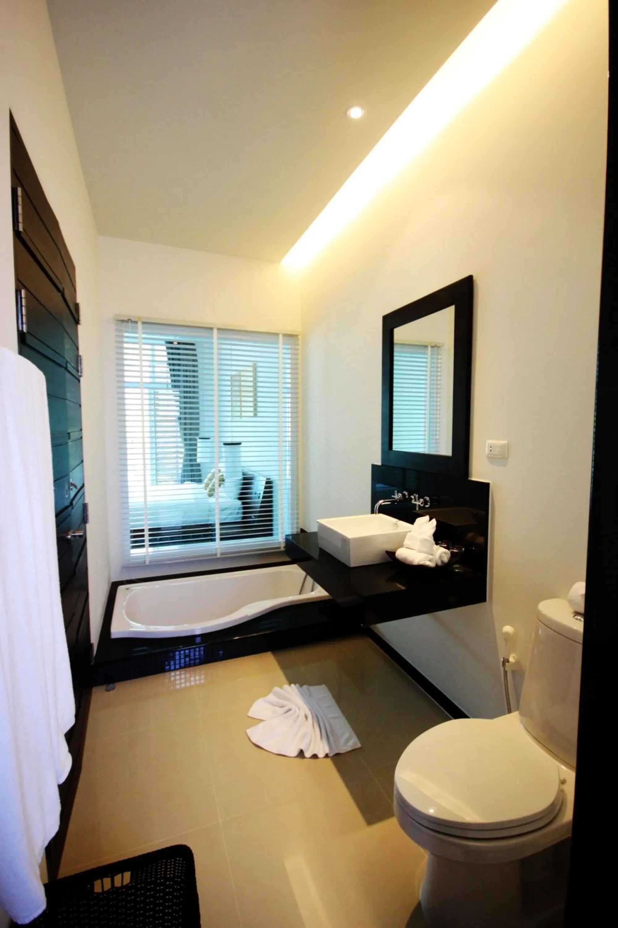 Bathroom, Bed in Two Villas HOLIDAY - Oxygen Style Bangtao Beach, Phuket