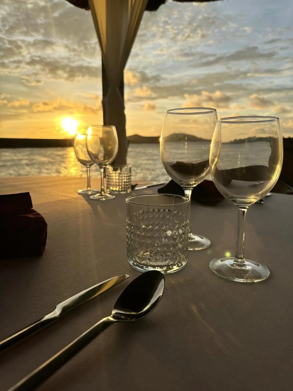 Restaurant/places to eat in Koh Mak White Sand Beach