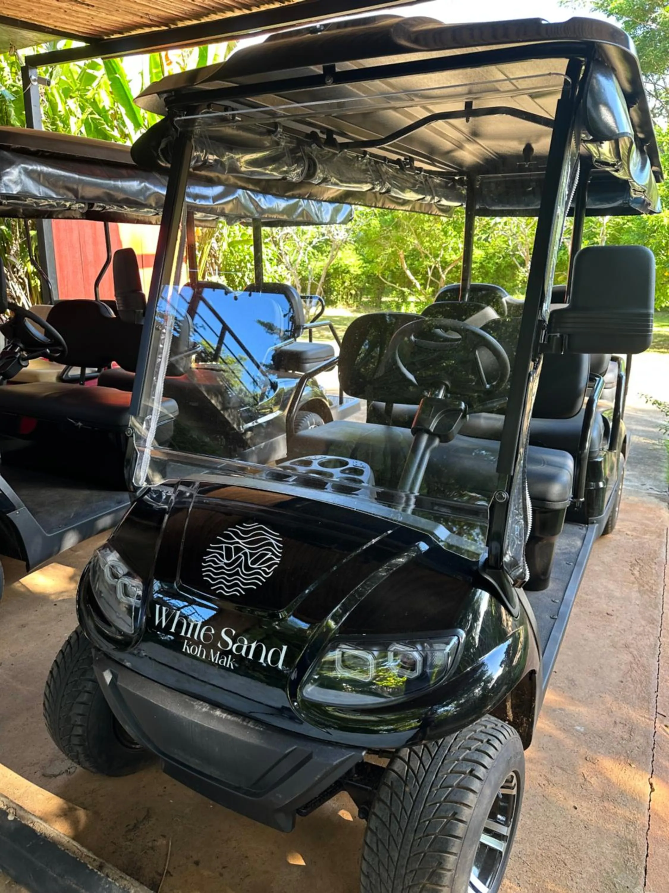 Area and facilities in Koh Mak White Sand Beach