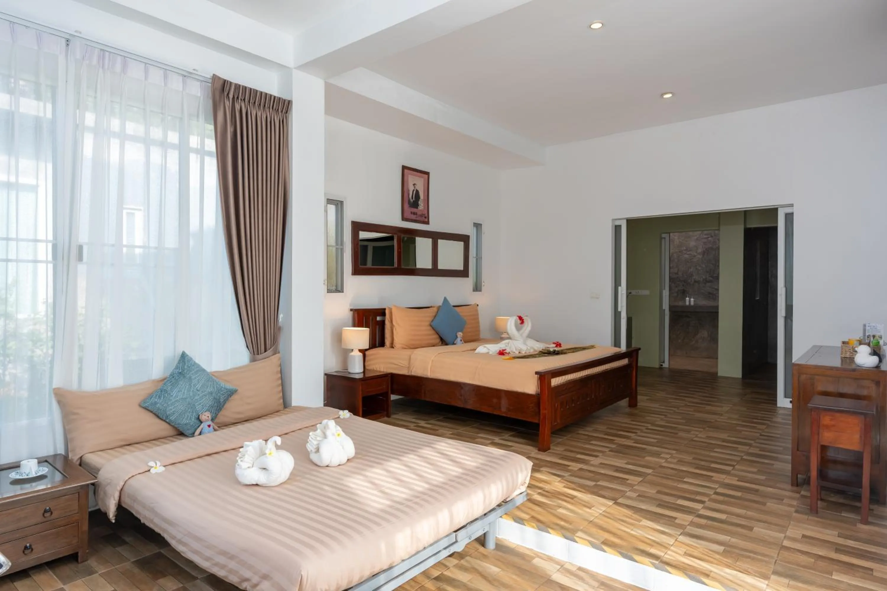 Photo of the whole room, Bed in Koh Mak White Sand Beach