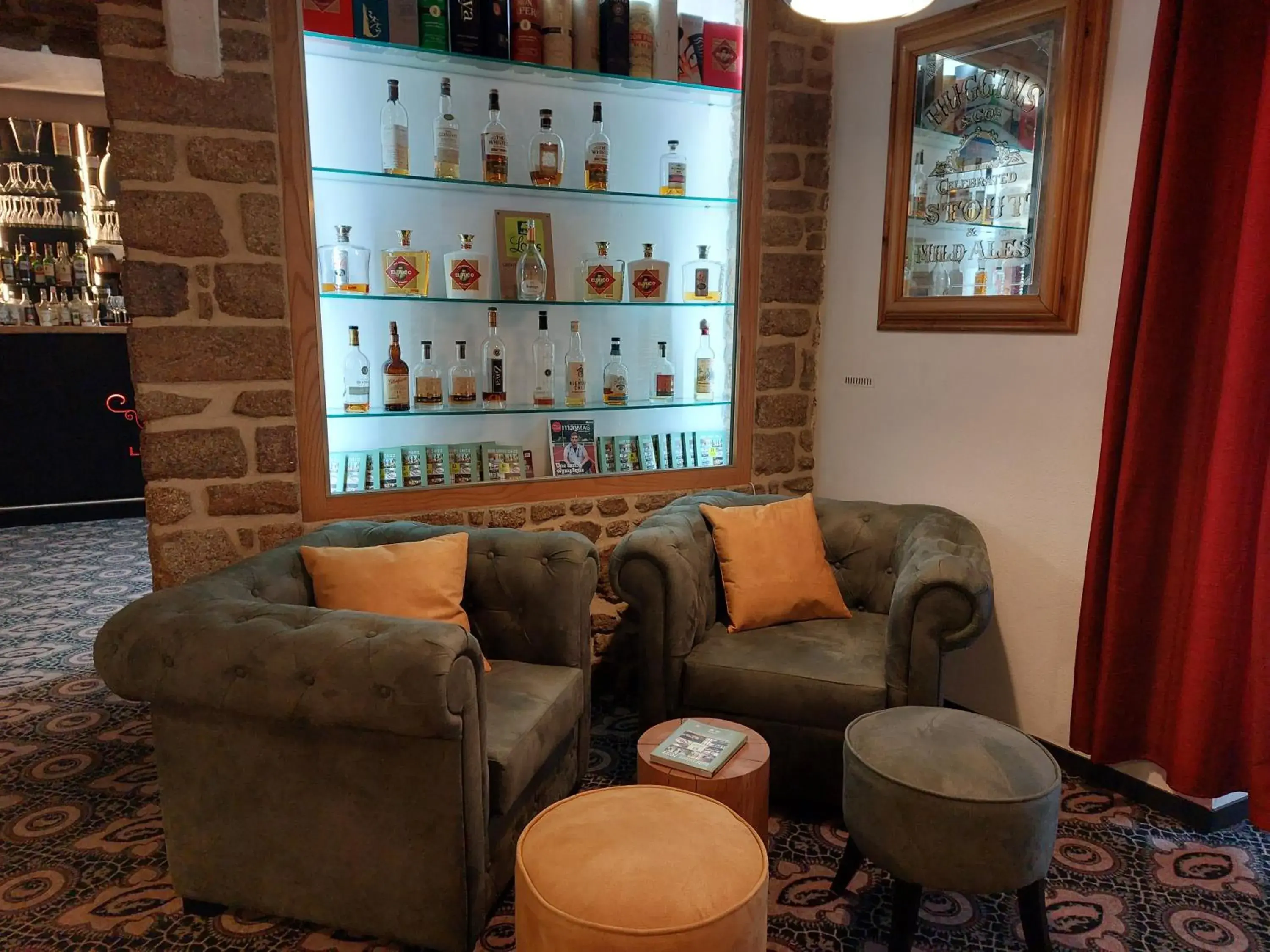 Logis Hôtel-restaurant Le Grand Cerf Logis Hôtel-restaurant Le Grand Cerf