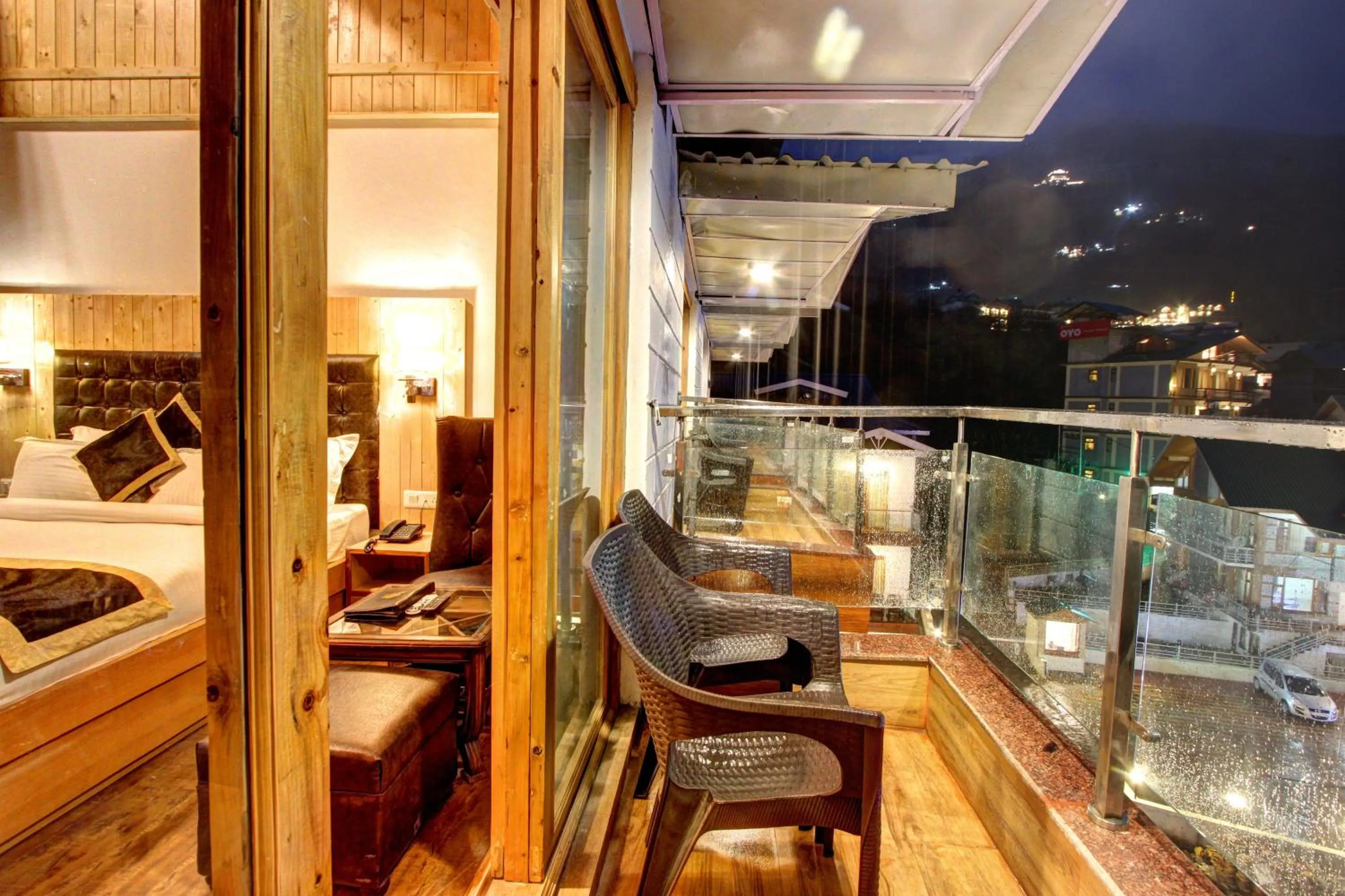 Balcony/Terrace in Hill County Resort & Spa