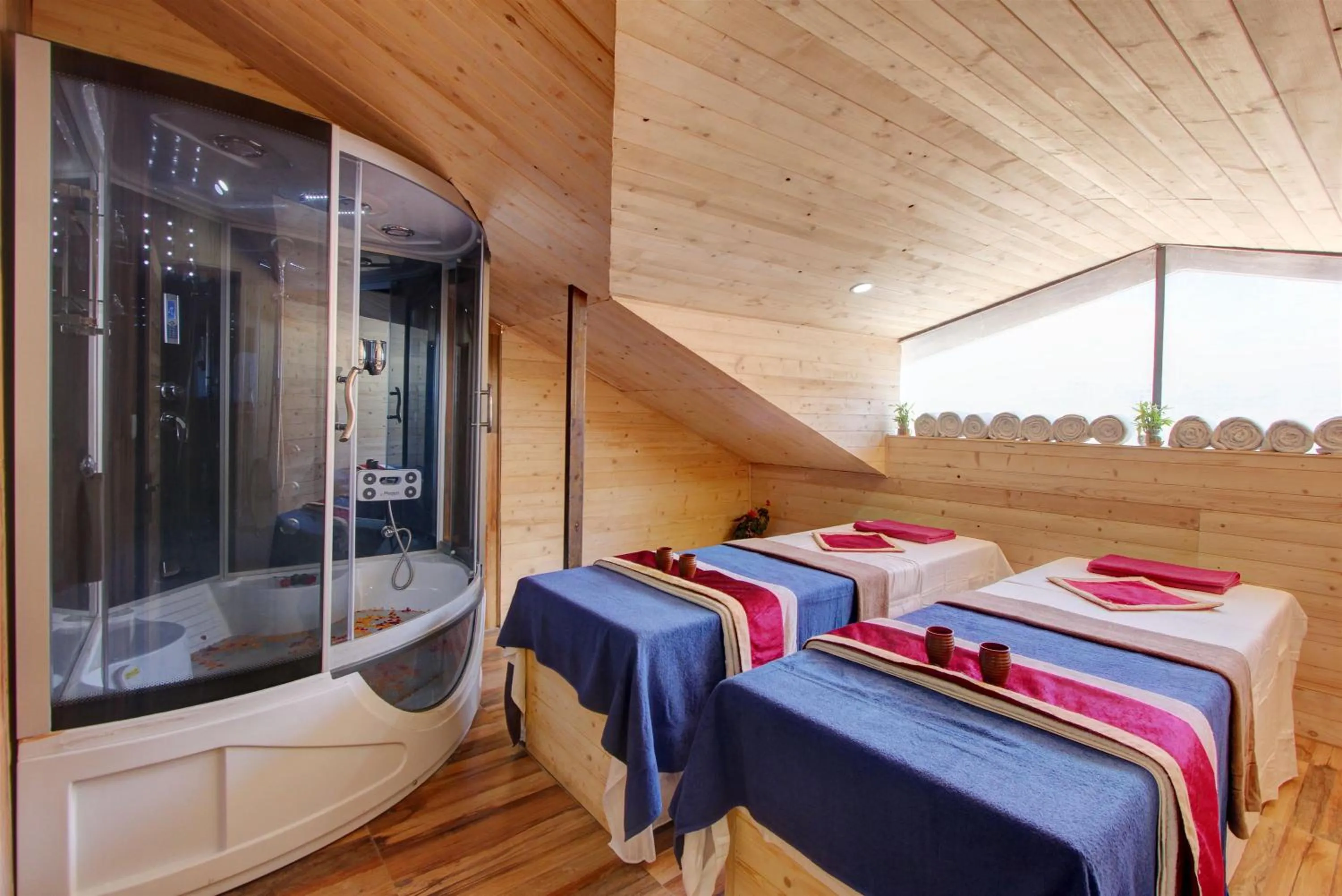 Spa and wellness centre/facilities, Bed in Hill County Resort & Spa
