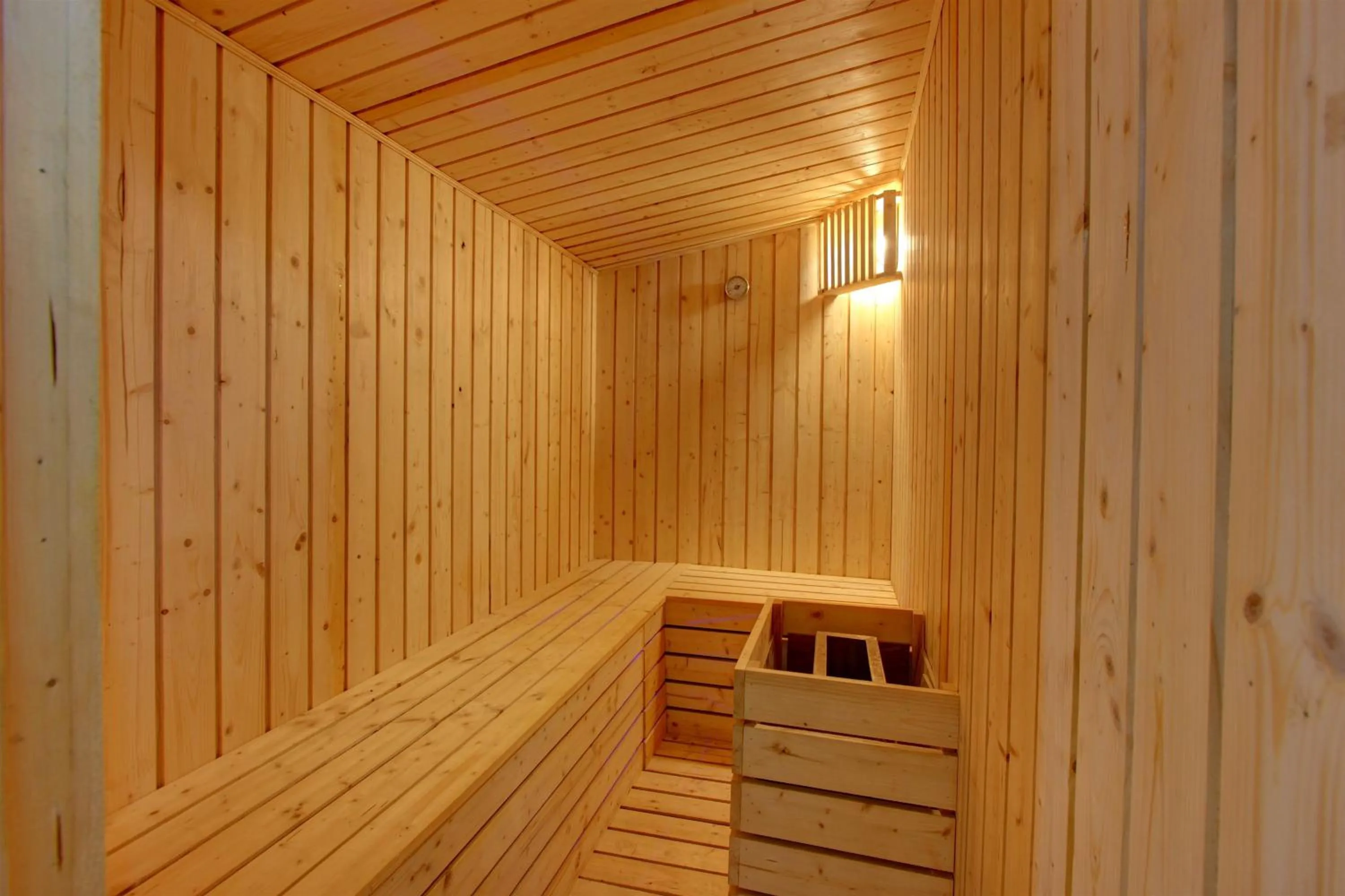 Spa and wellness centre/facilities in Hill County Resort & Spa