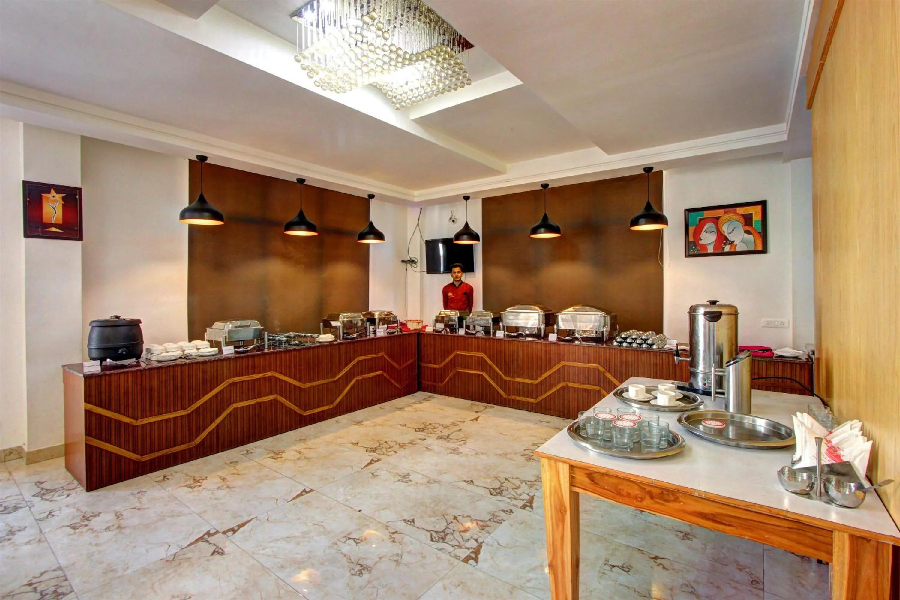 Dining area in Hill County Resort & Spa