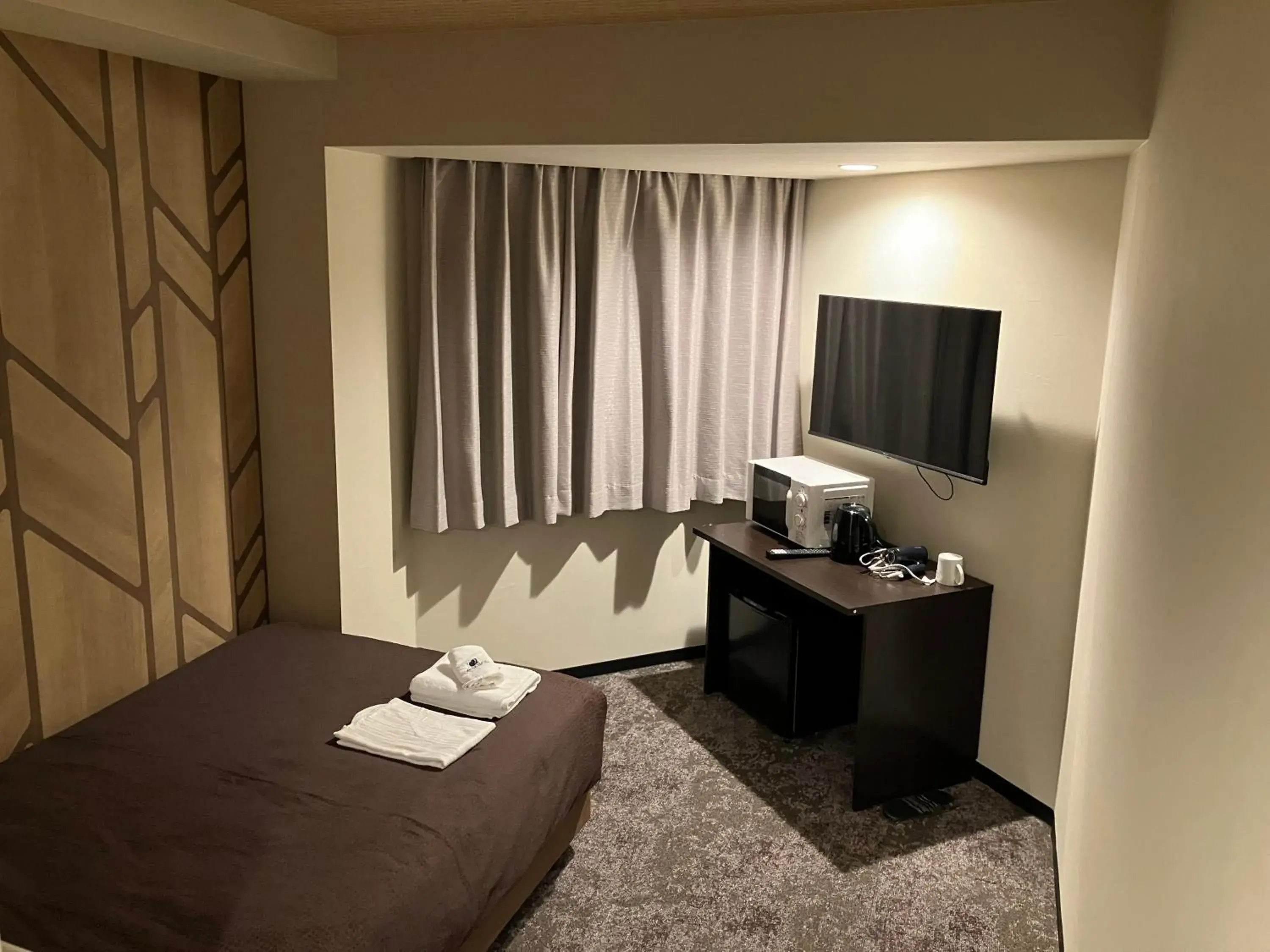 Photo of the whole room, Bed in HOTEL LiVEMAX BUDGET Amagasaki Photo of the whole room, Bed in HOTEL LiVEMAX BUDGET Amagasaki