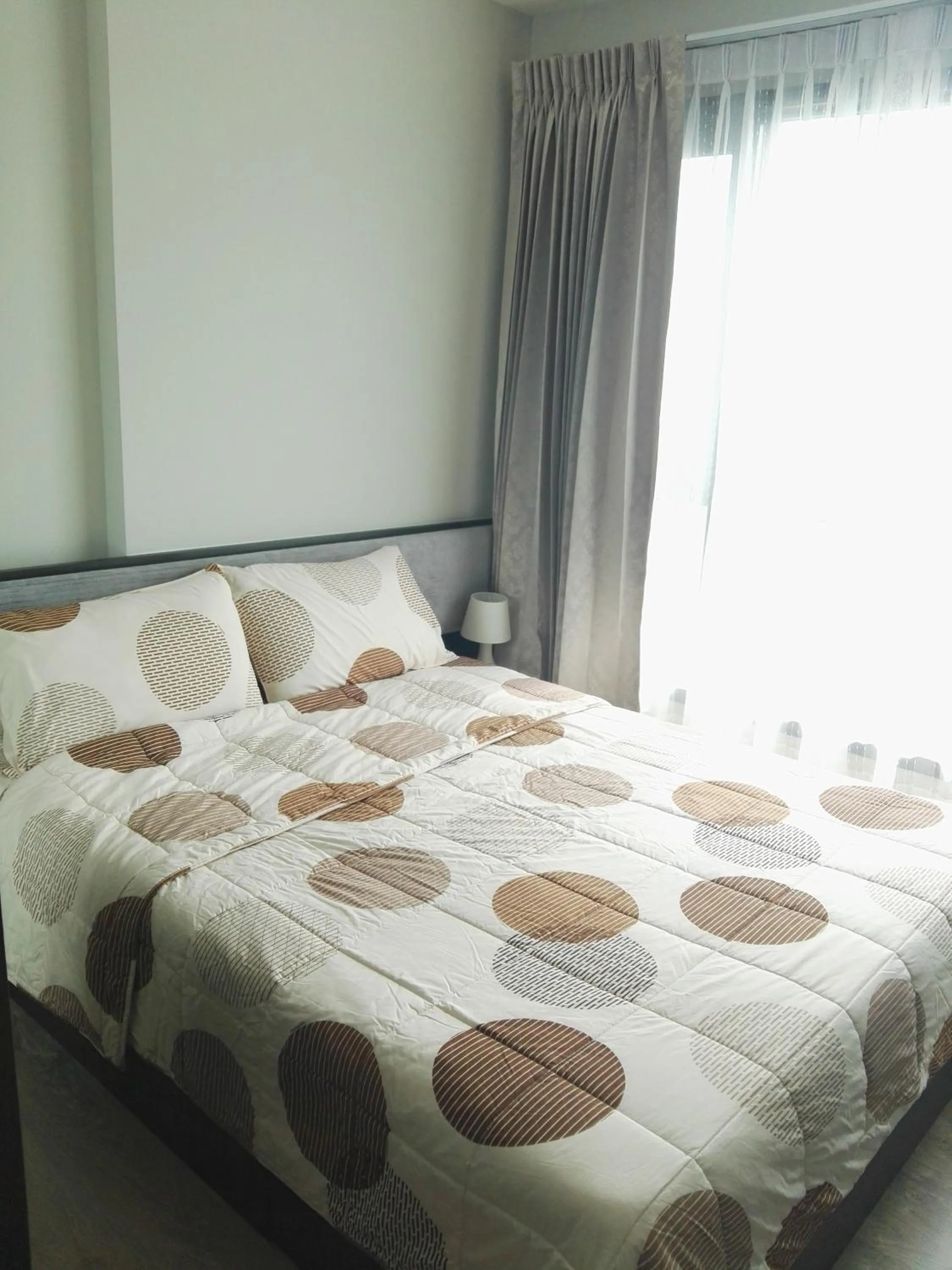 bunk bed, Bed in LLX Apartments at The Base condo