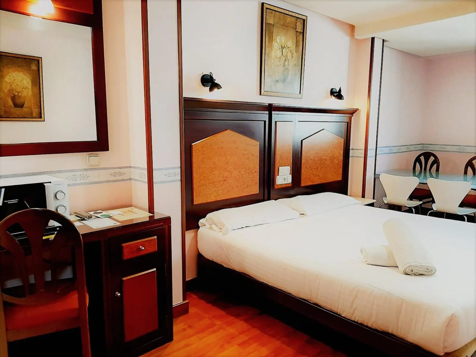 Bed in Hosteria Sara by gaiarooms