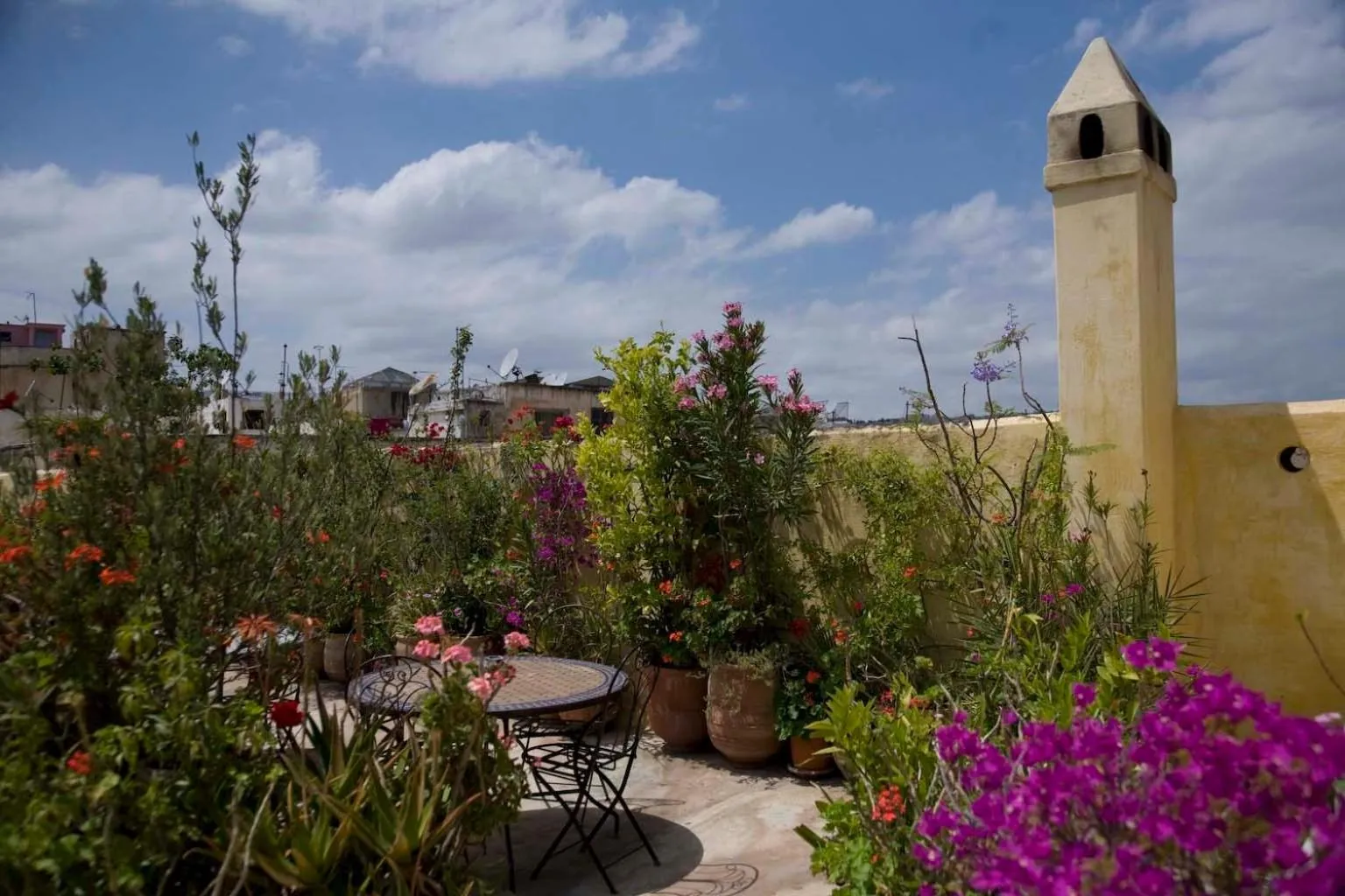 Balcony/Terrace in Riad Al Bartal