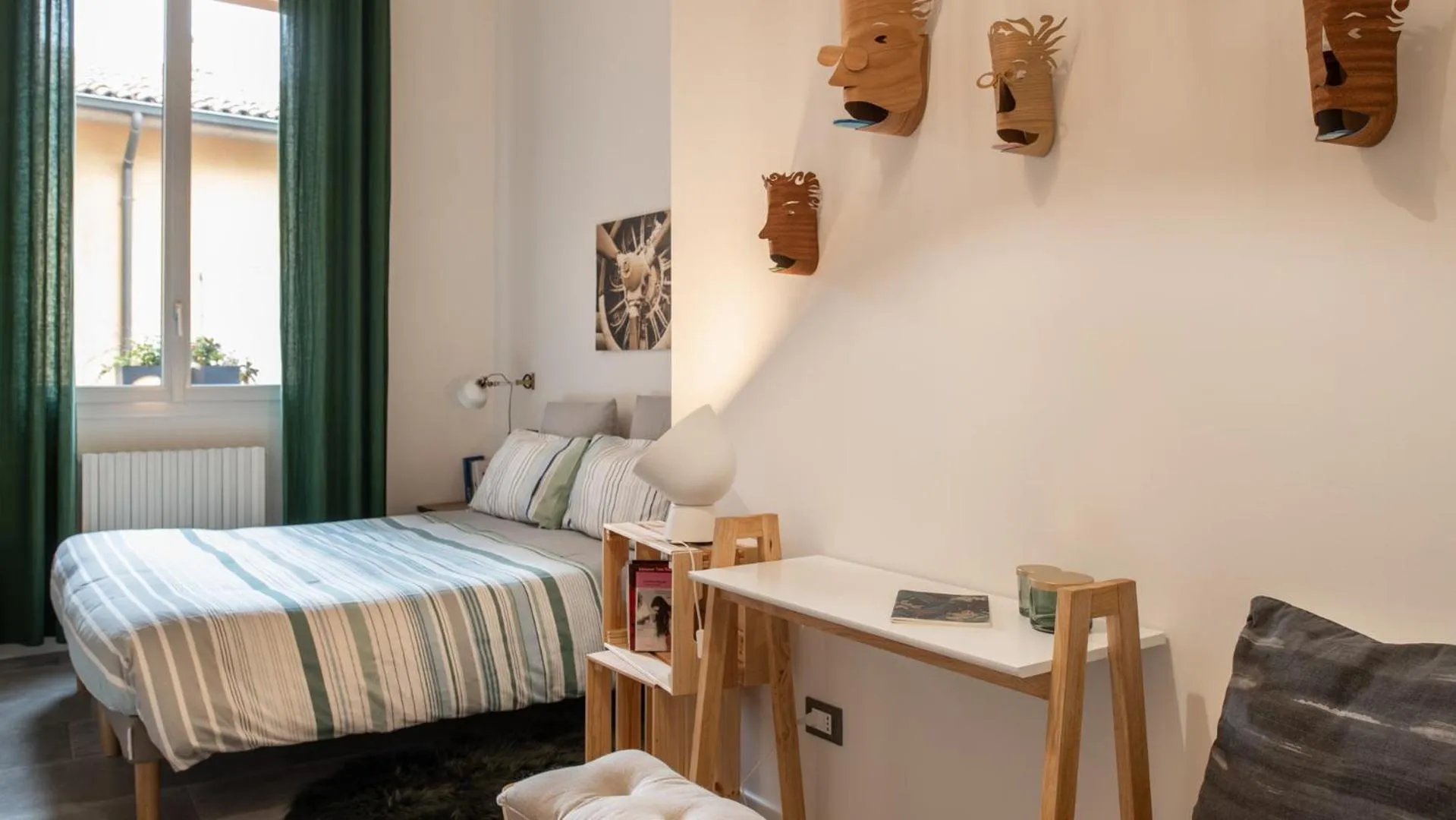 View (from property/room), Bed in Good Morning Bologna