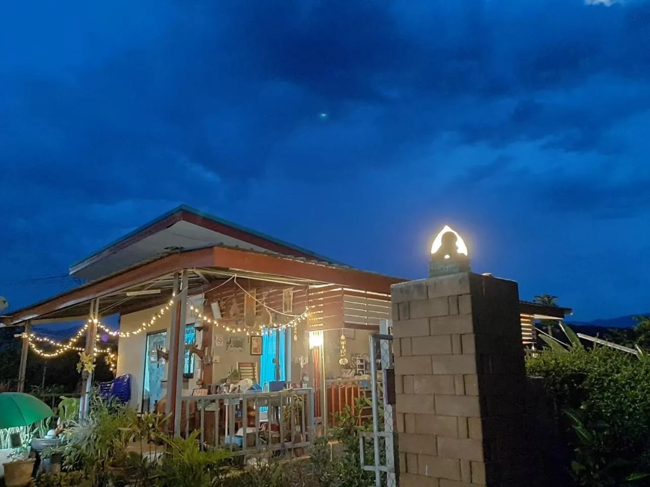 Phu Chaem House