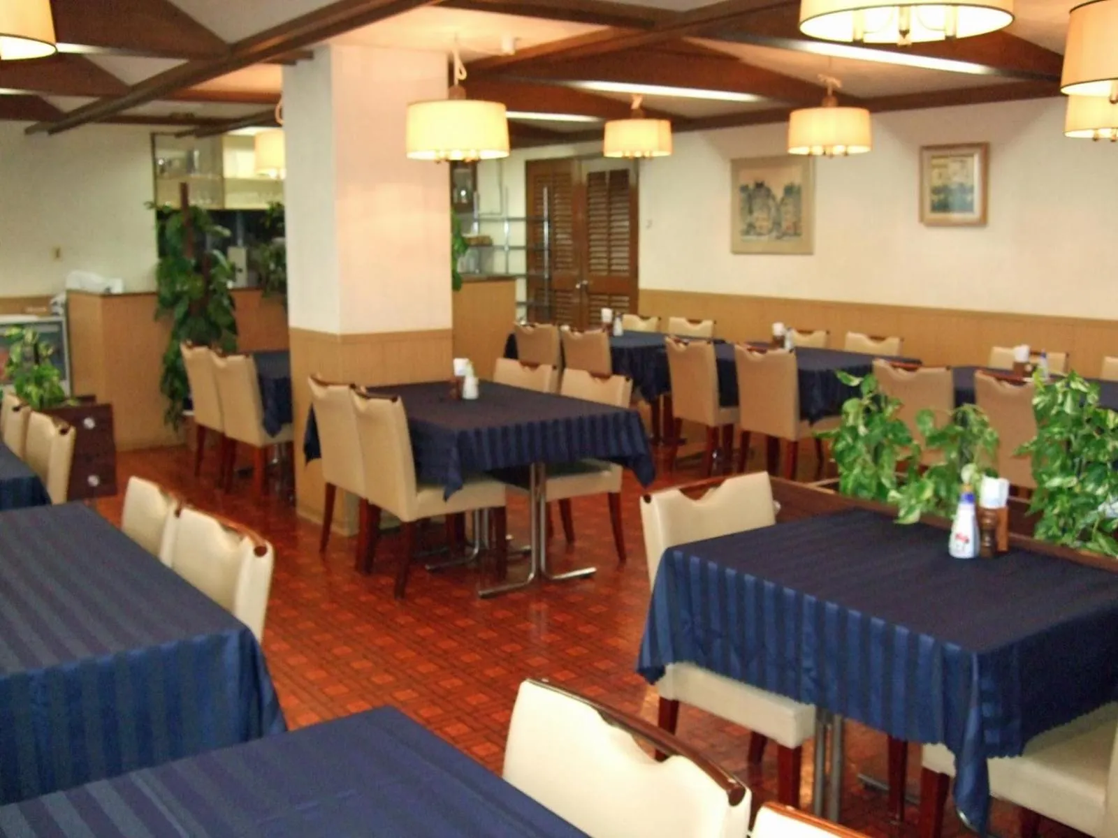Restaurant/places to eat in Hotel A.P