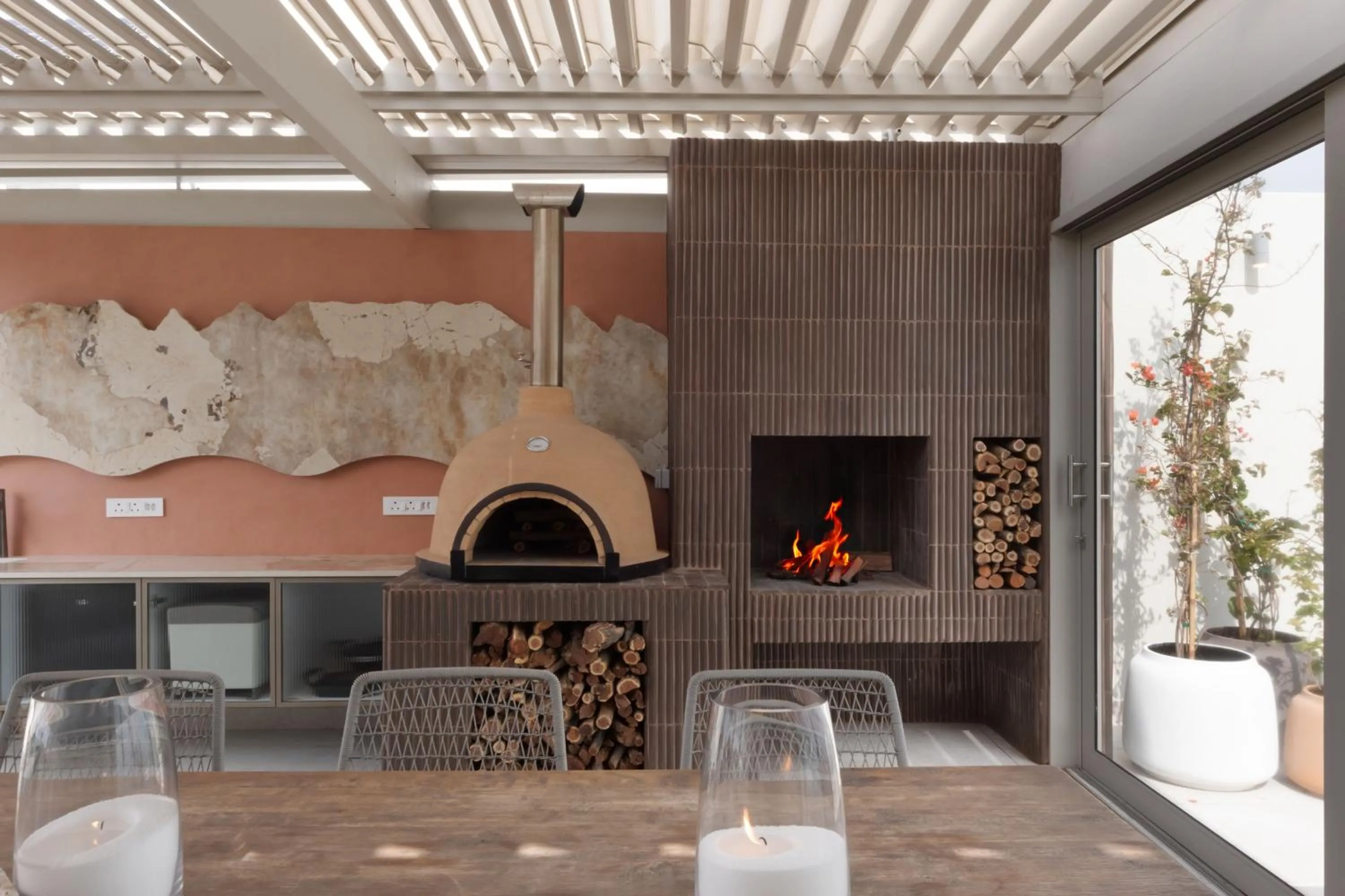 Evening entertainment in Views Boutique Hotel & Spa