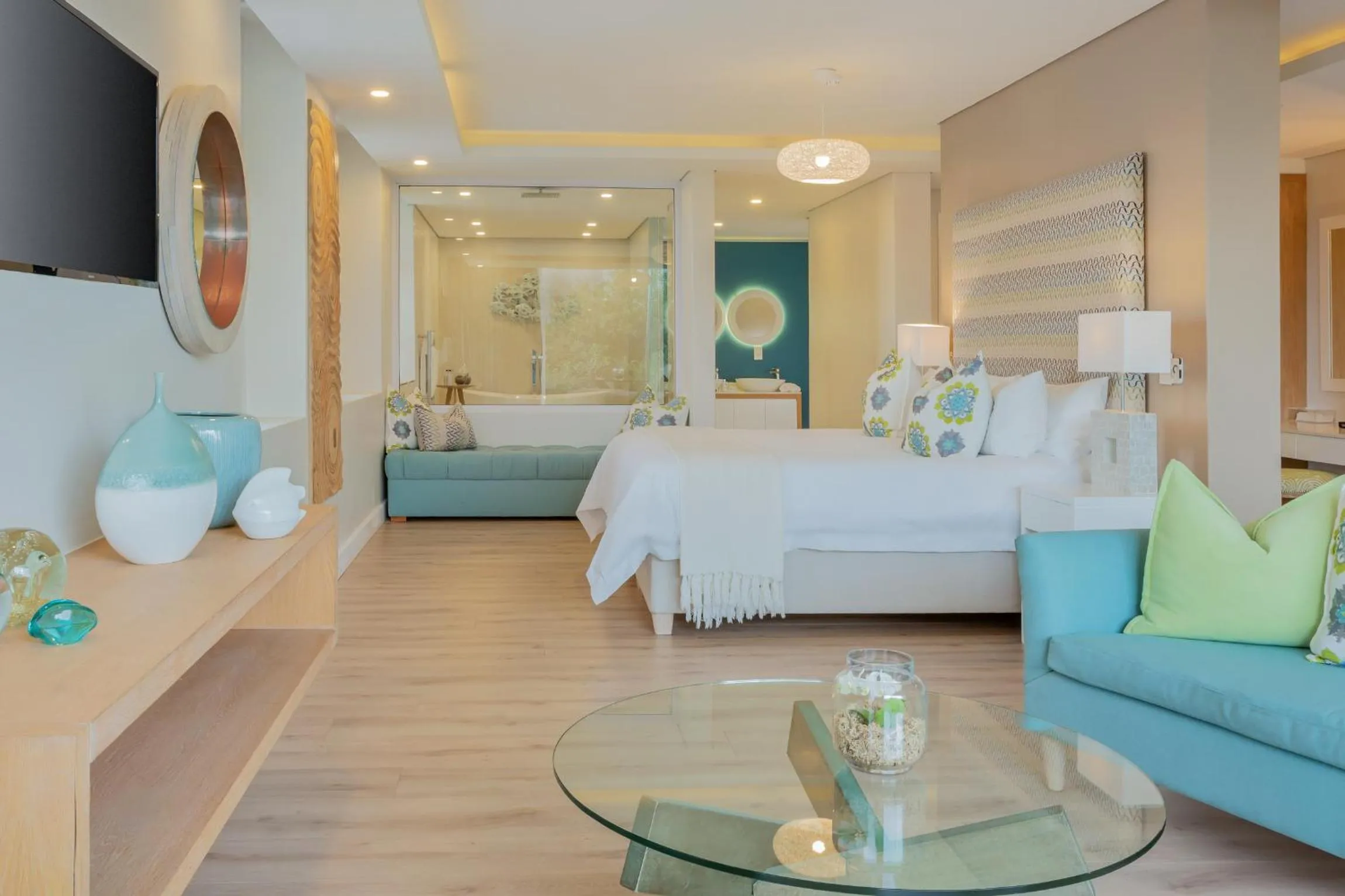 Bed in Views Boutique Hotel & Spa