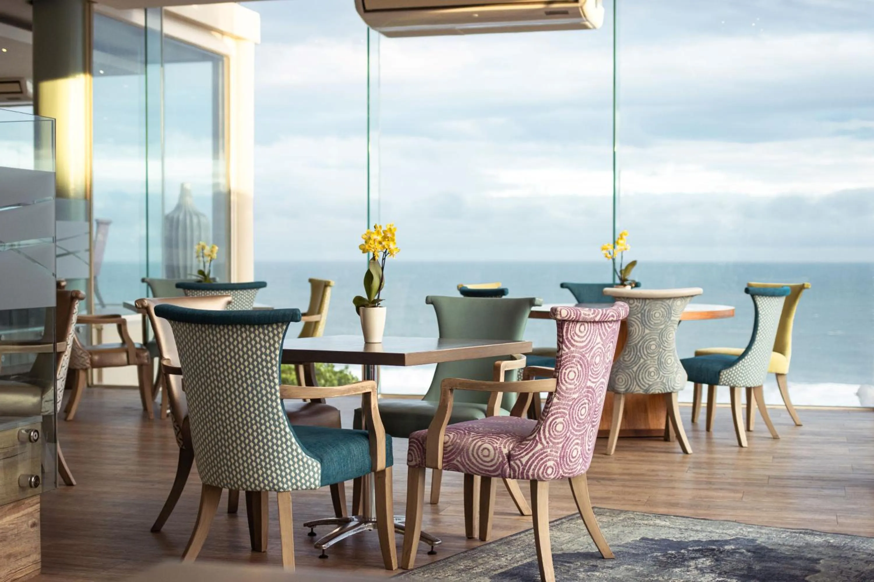 Restaurant/places to eat in Views Boutique Hotel & Spa