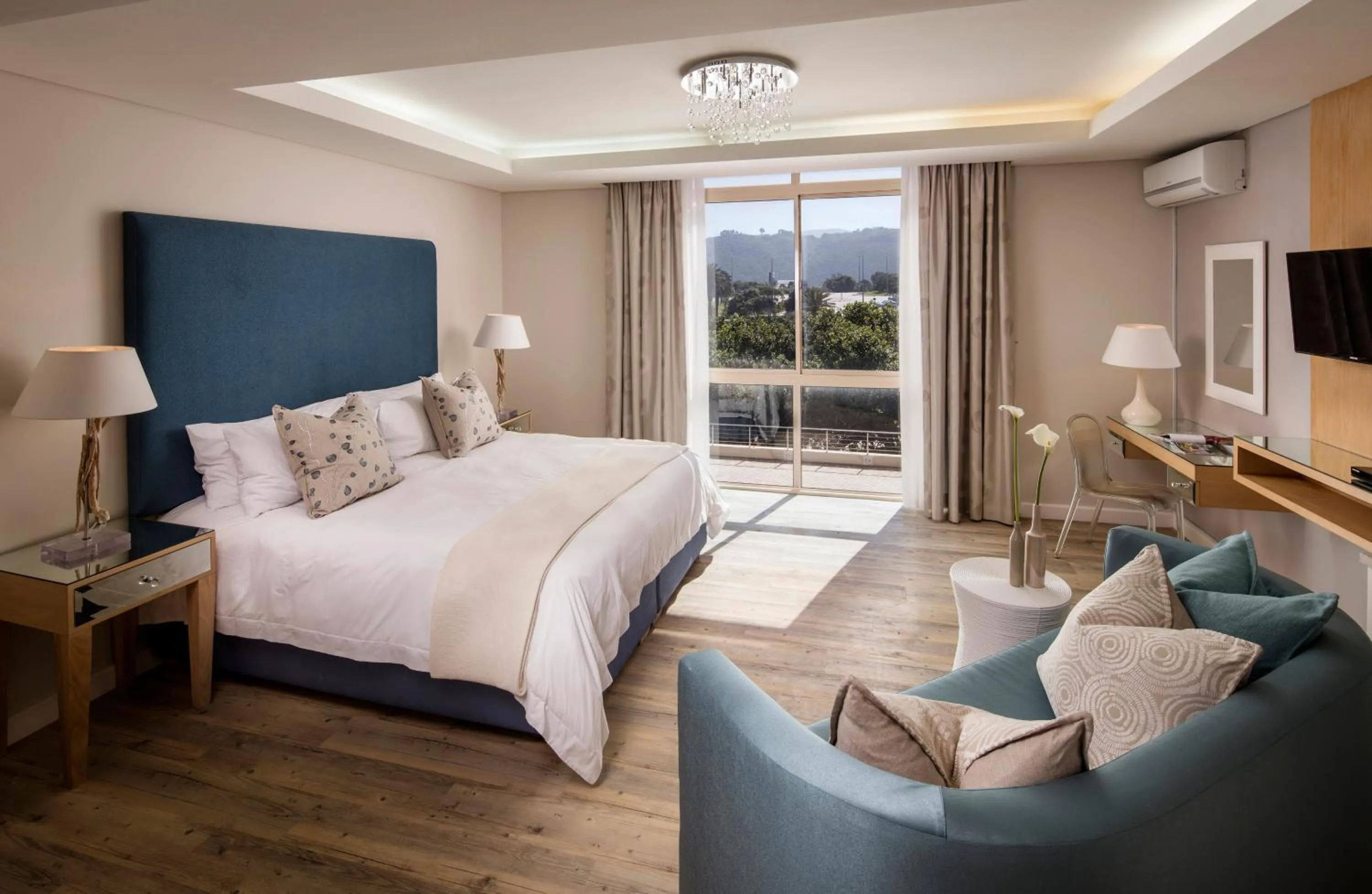 Day, Bed in Views Boutique Hotel & Spa