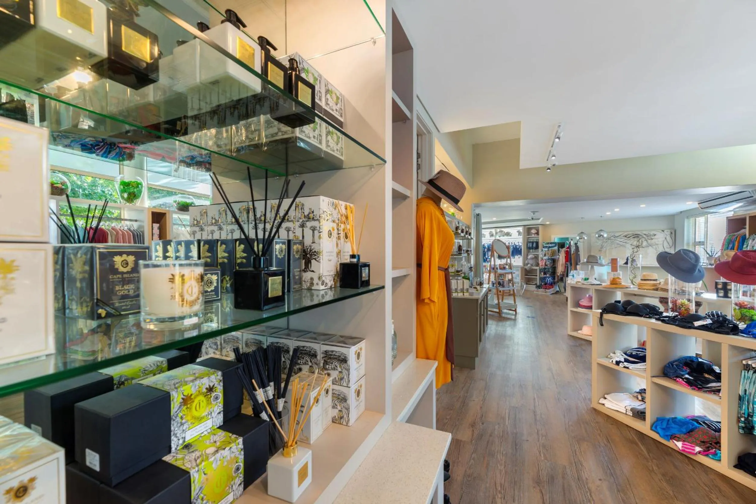 Shopping Area in Views Boutique Hotel & Spa