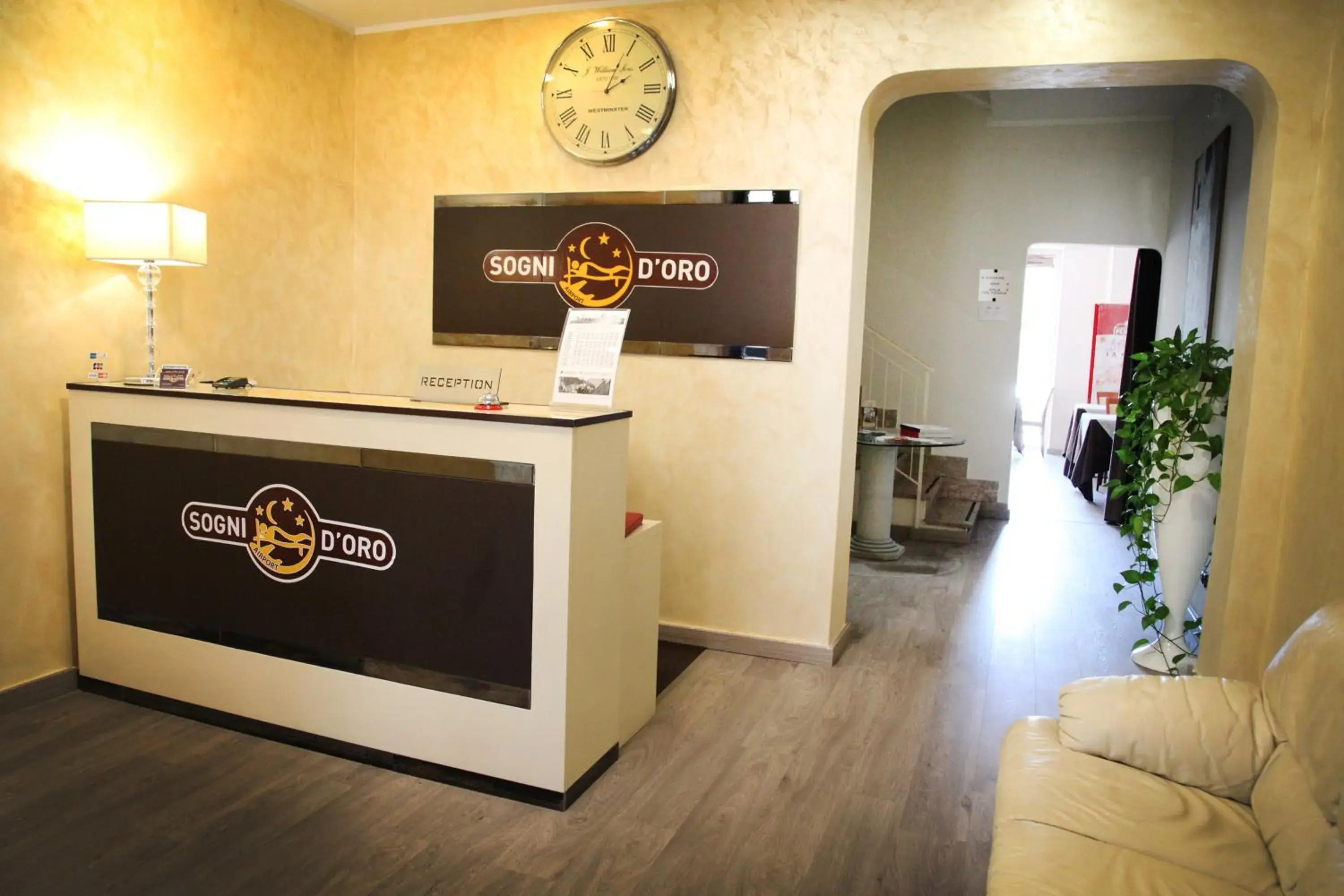 Lobby or reception, Bed in Hotel Sogni D'Oro Airport Lobby or reception, Bed in Hotel Sogni D'Oro Airport