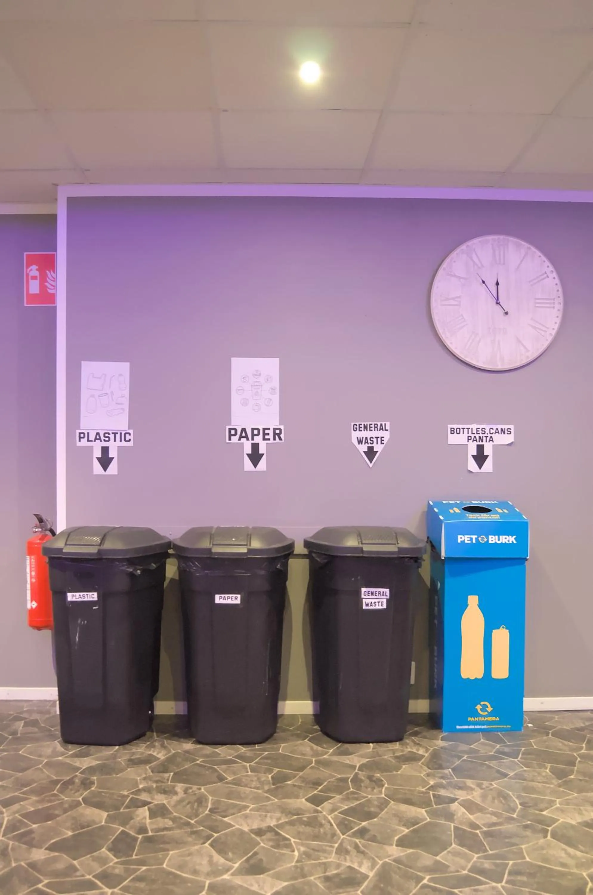 Lobby or reception in Grad Hotel and Hostel