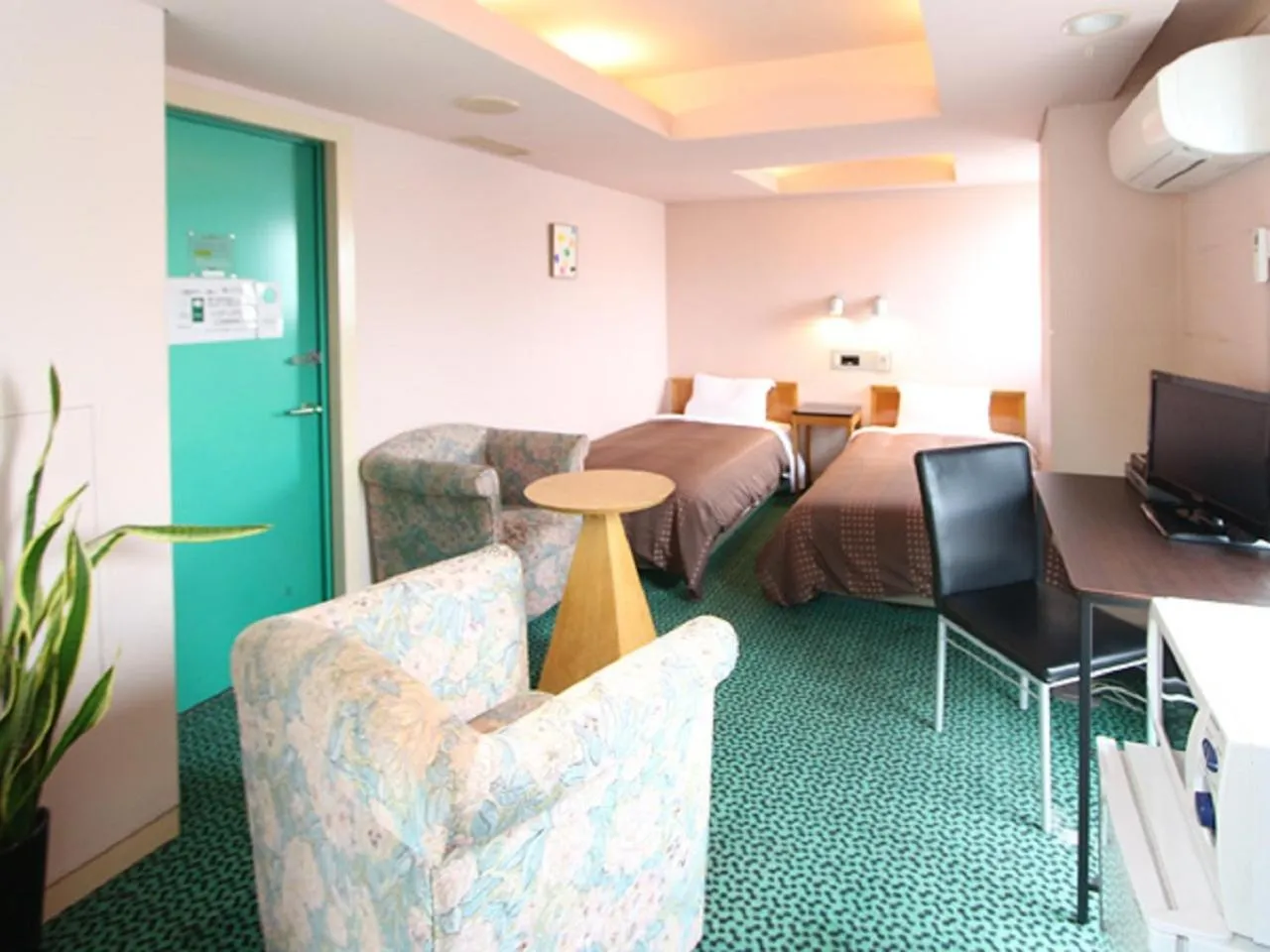 TV and multimedia in HOTEL LiVEMAX BUDGET Yumoto